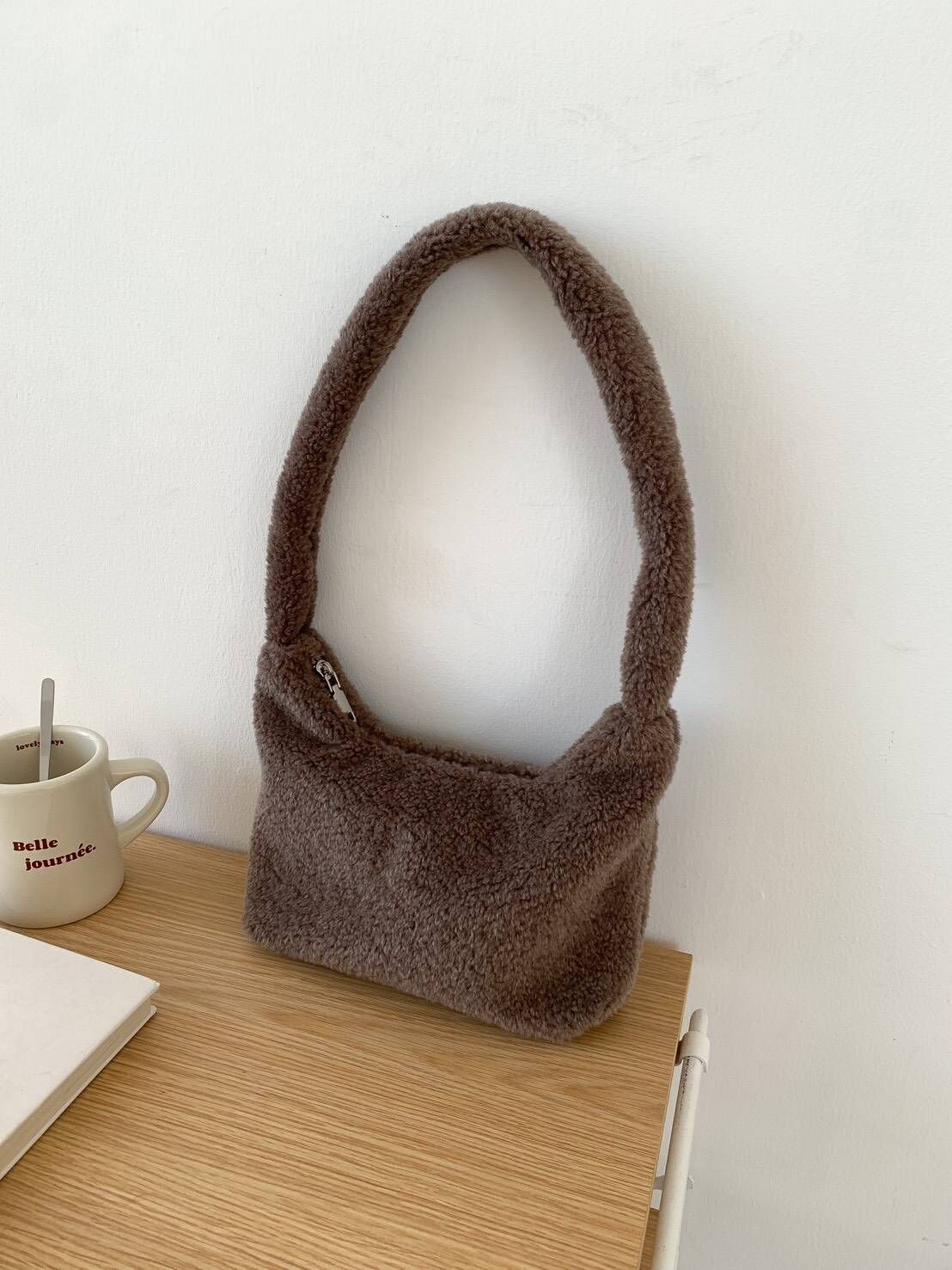 毛茸茸肩背包 RS9906