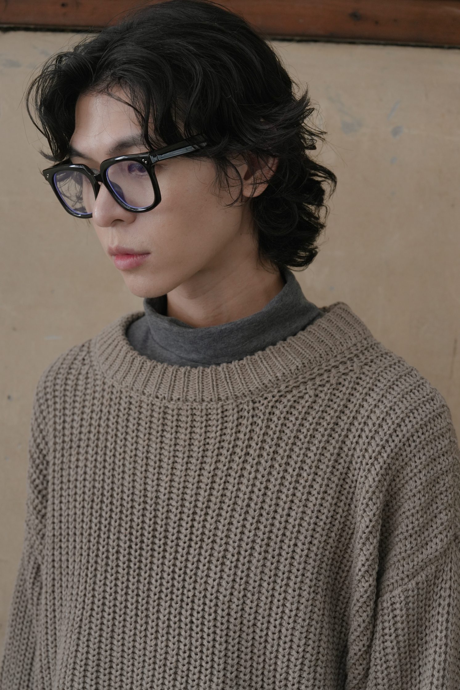 ハチ Crewneck Knit #毛衣