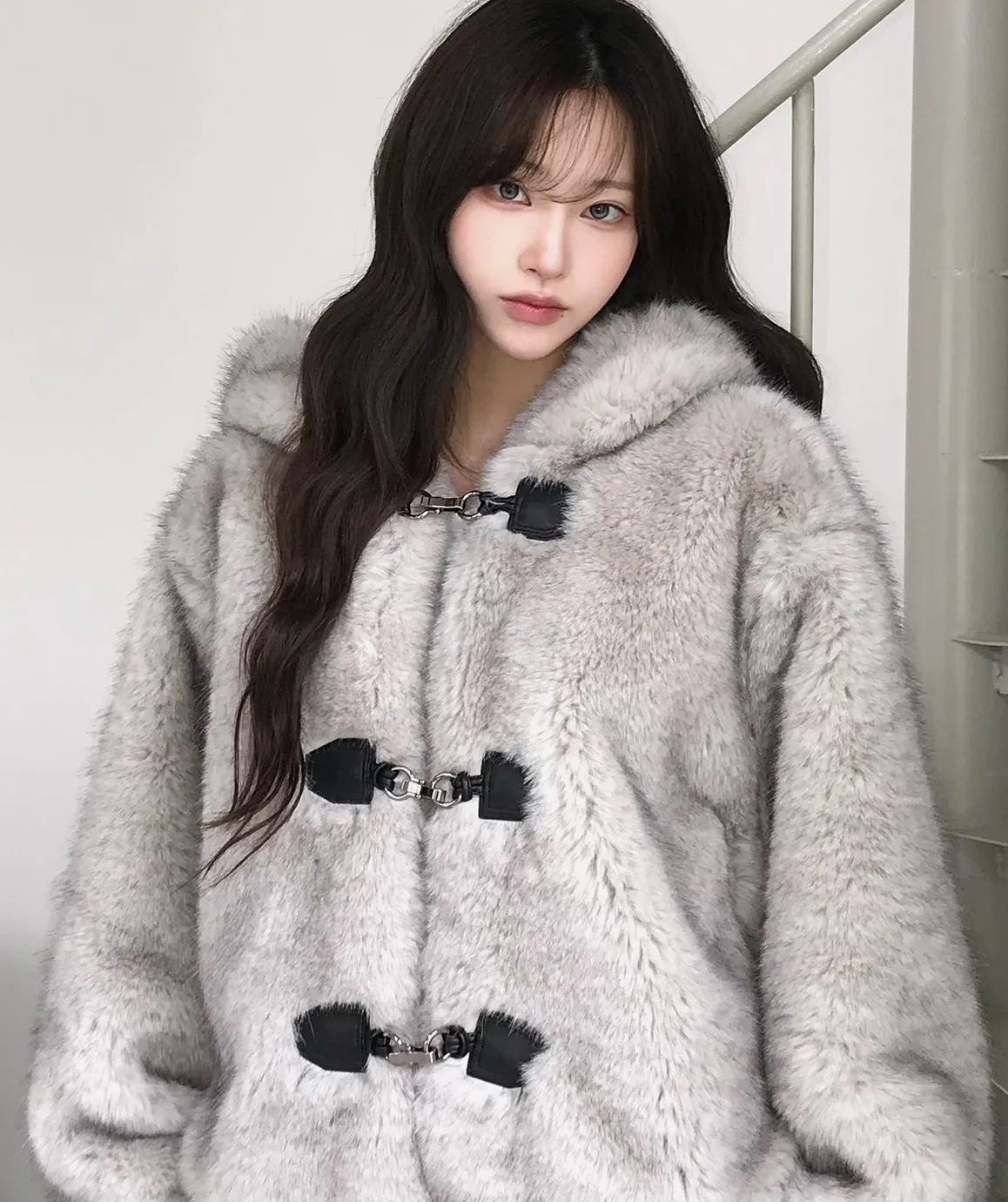 LUVISTRUE REVERSIBLE FUR HOOD 雙面皮草外套 雙面穿 毛毛外套 外套