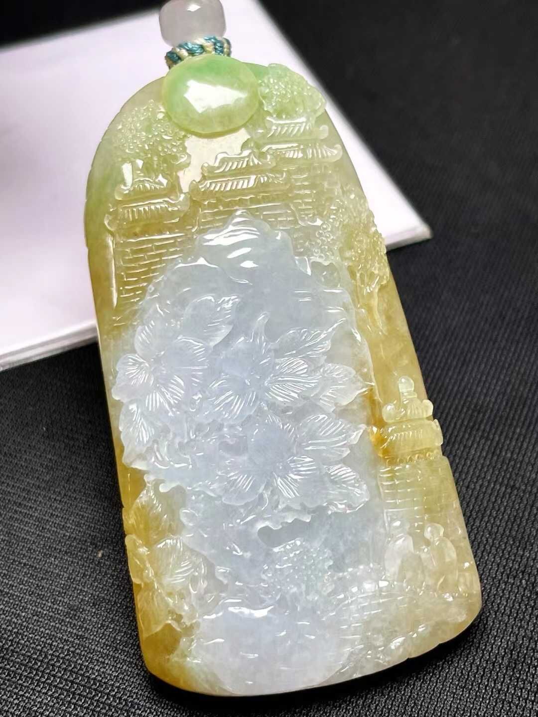 1229415 翡翠山水牌吊墜