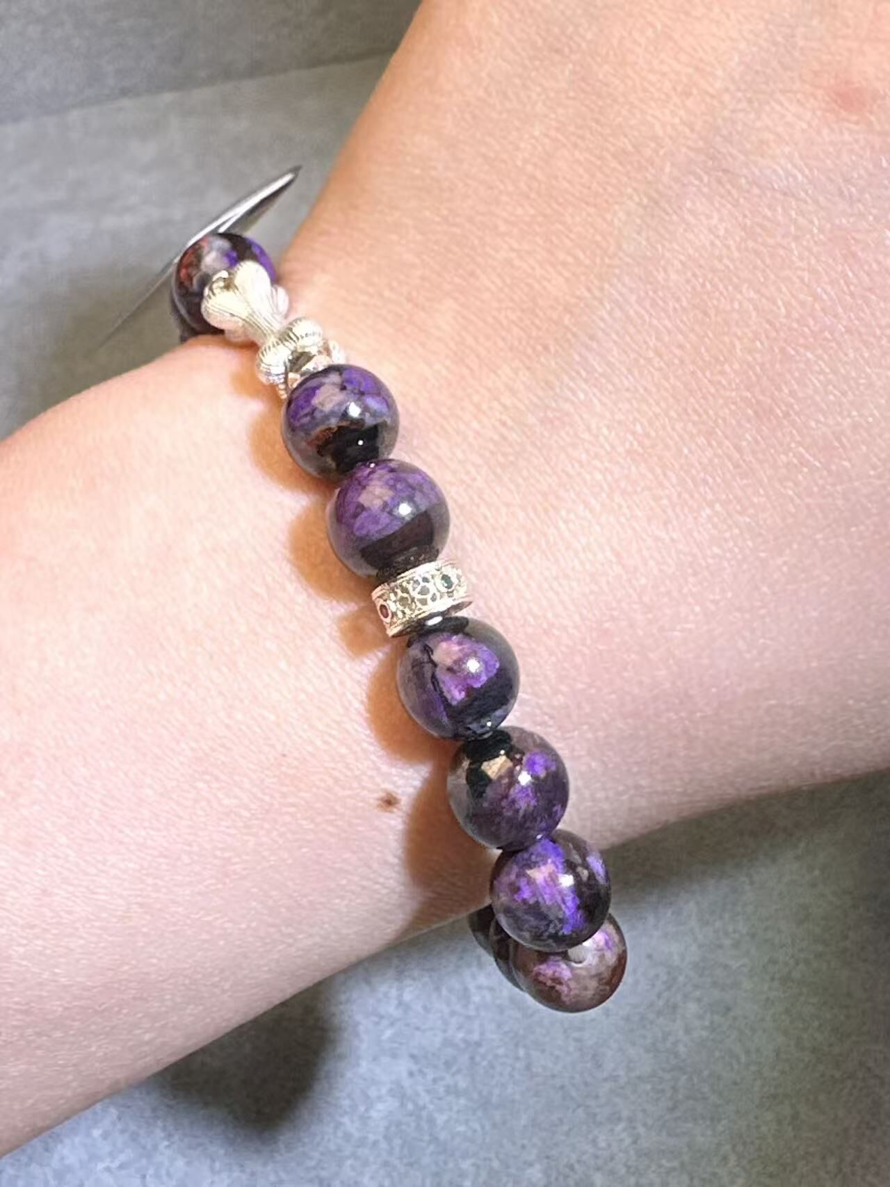 【直播】LL010828 舒俱來S925圓珠手串 (9mm)