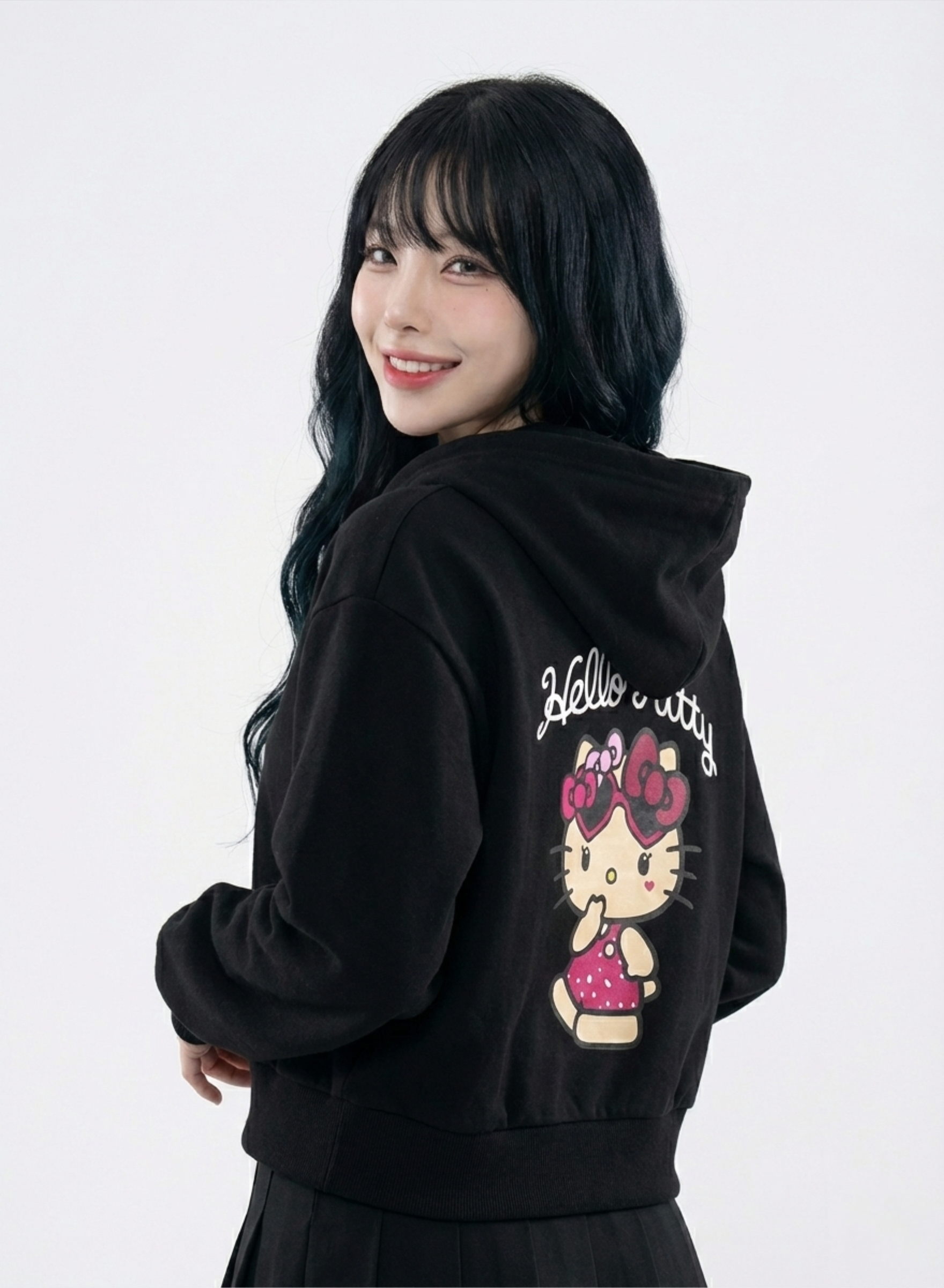 日本預訂 GL X HELLO KITTY Hello Kitty Sweat Hoodie