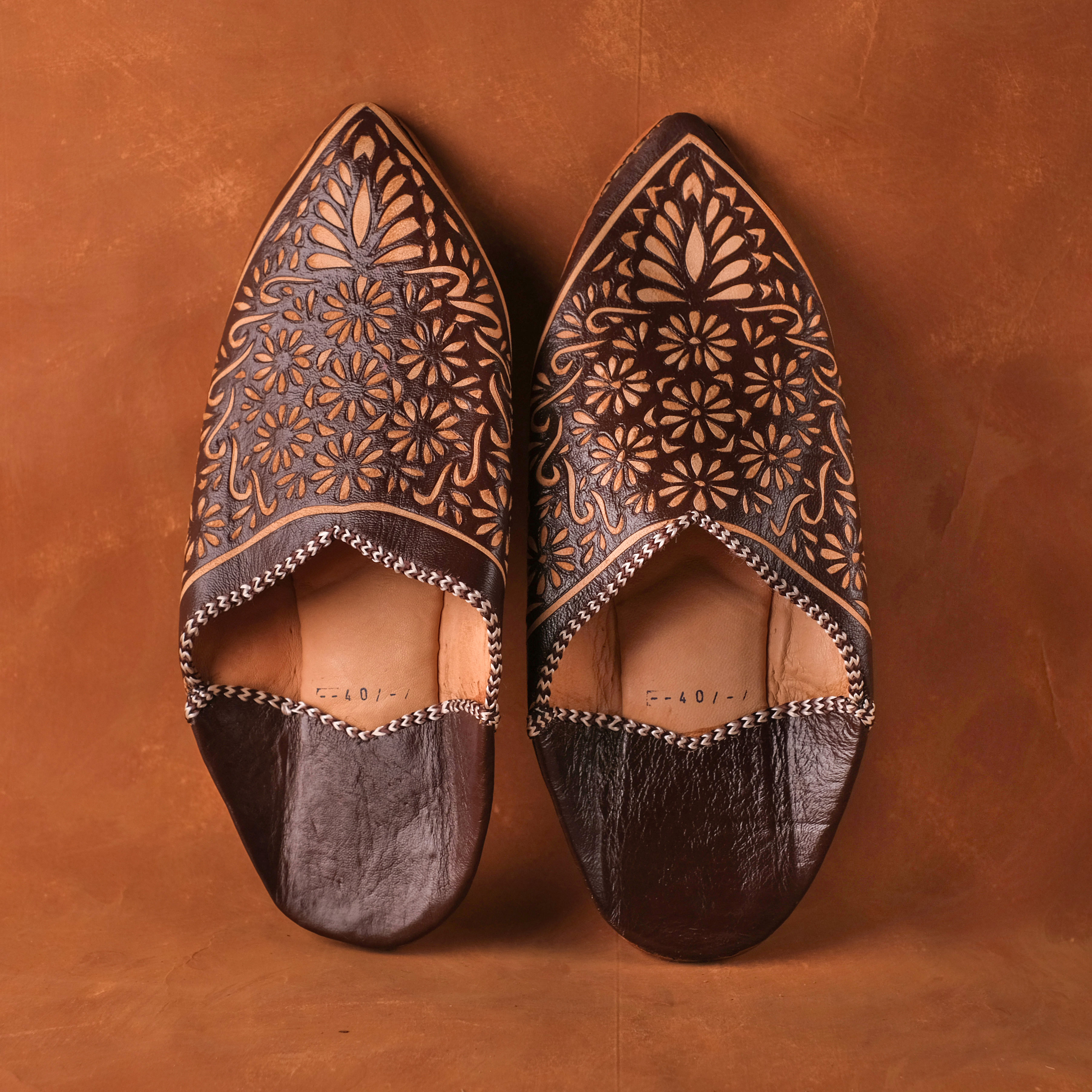 柏柏手工鞋 ｜刻紋棕 -尖｜摩洛哥