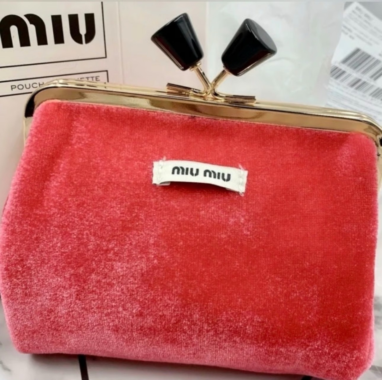 Miu Miu Warm Peach Velvet Pouch 贈品紅色絲絨散紙包