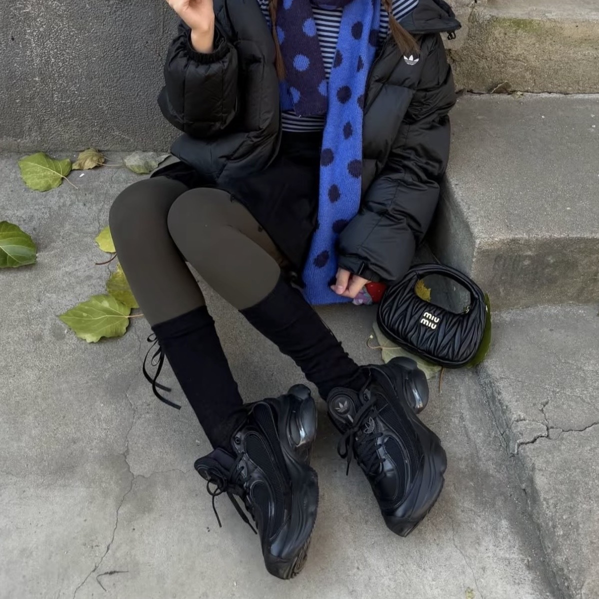 ADIDAS ORIGINALS OZVENUZ 全黑 浮蝶鞋 厚底增高 老爹鞋 女鞋 愛迪達 JS2468