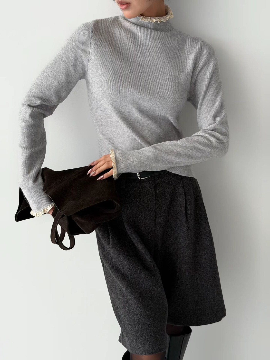 Marie Marie 溫柔感荷葉邊半高領針織上衣