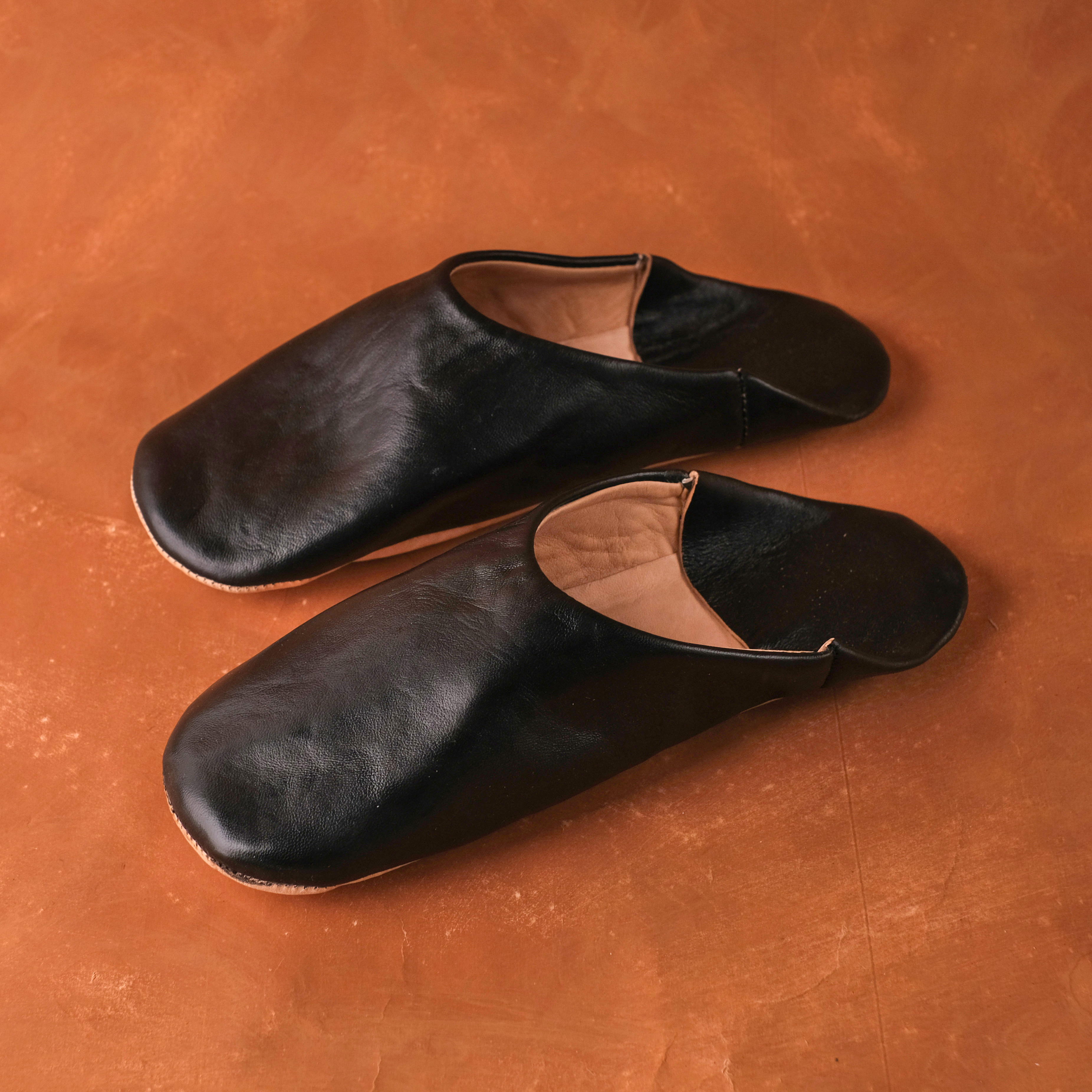 柏柏手工鞋 ｜曜石黑 - 圓｜摩洛哥