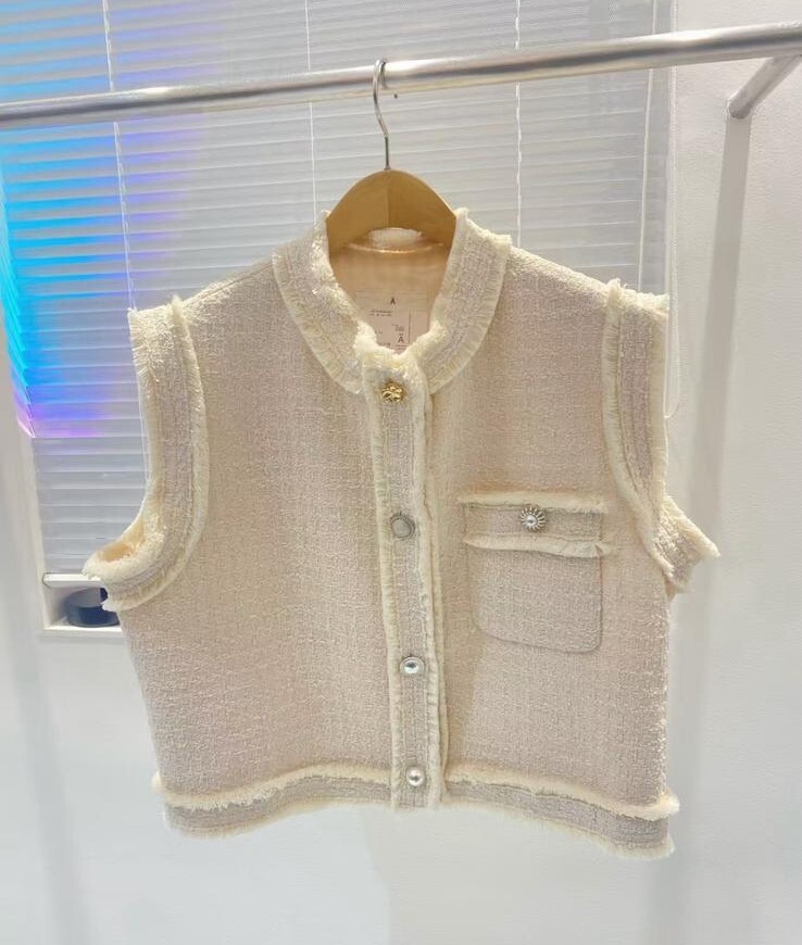 T08 胸43 長19.5 $849 (一口價)