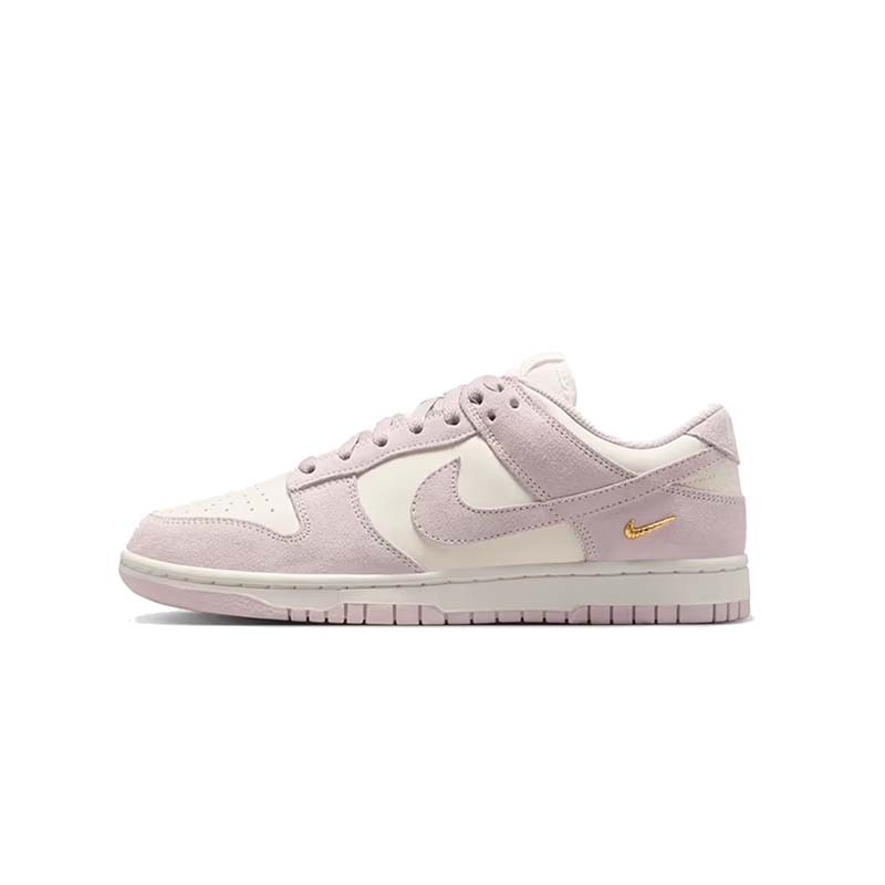 Nike Dunk Low "Pearl Pink" 麂皮 小金勾 珍珠粉 女鞋 IO4244-100 [台灣現貨]
