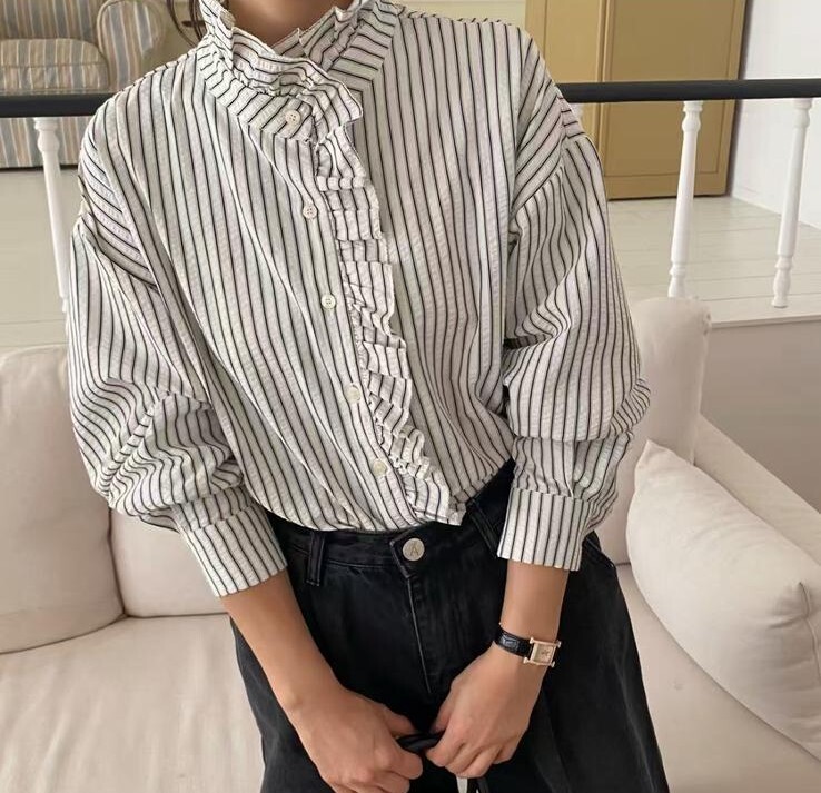 T15 胸46 長26 $599 (一口價)