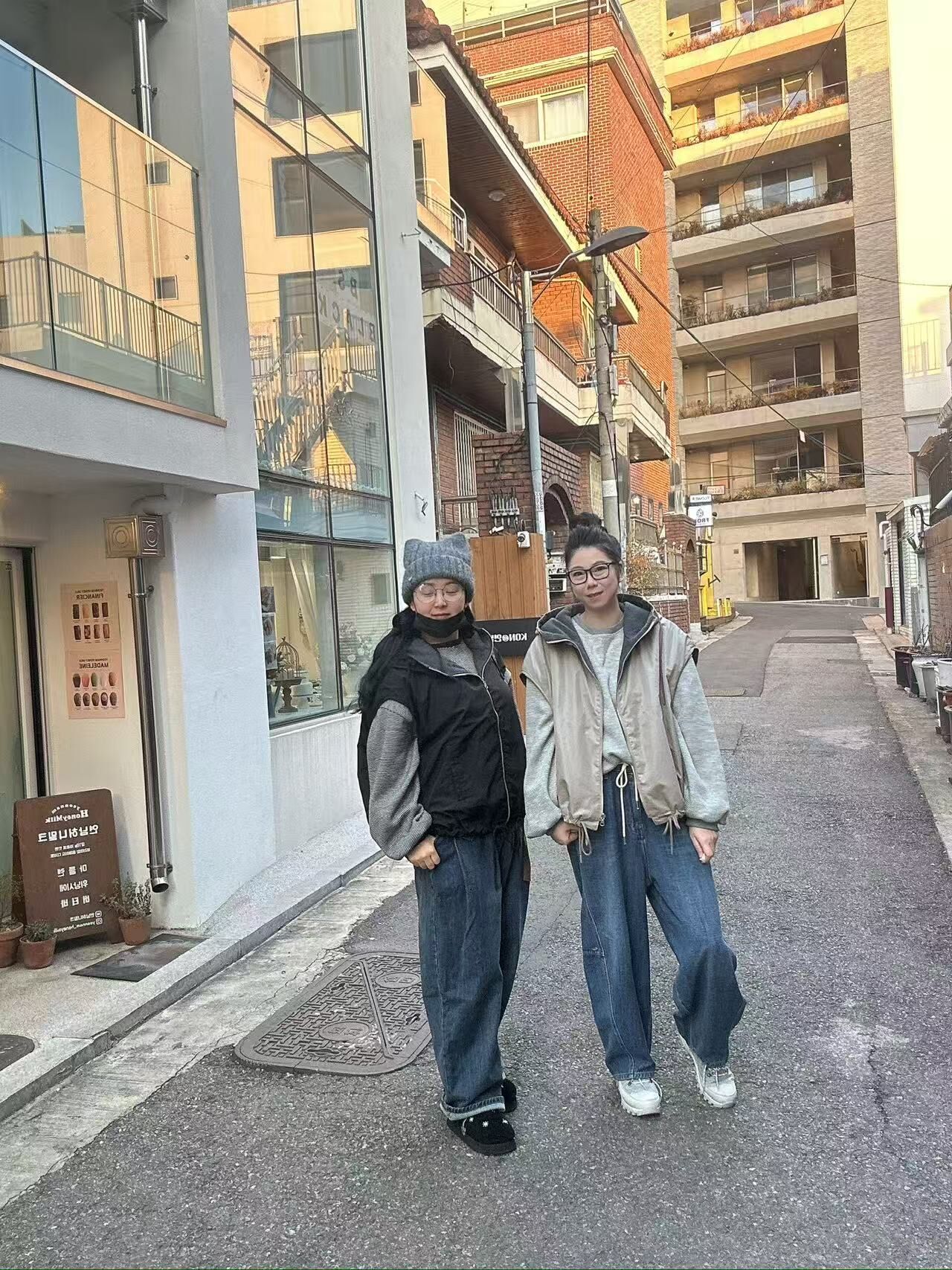 【預購】SS010804 有帽背心束繩外套