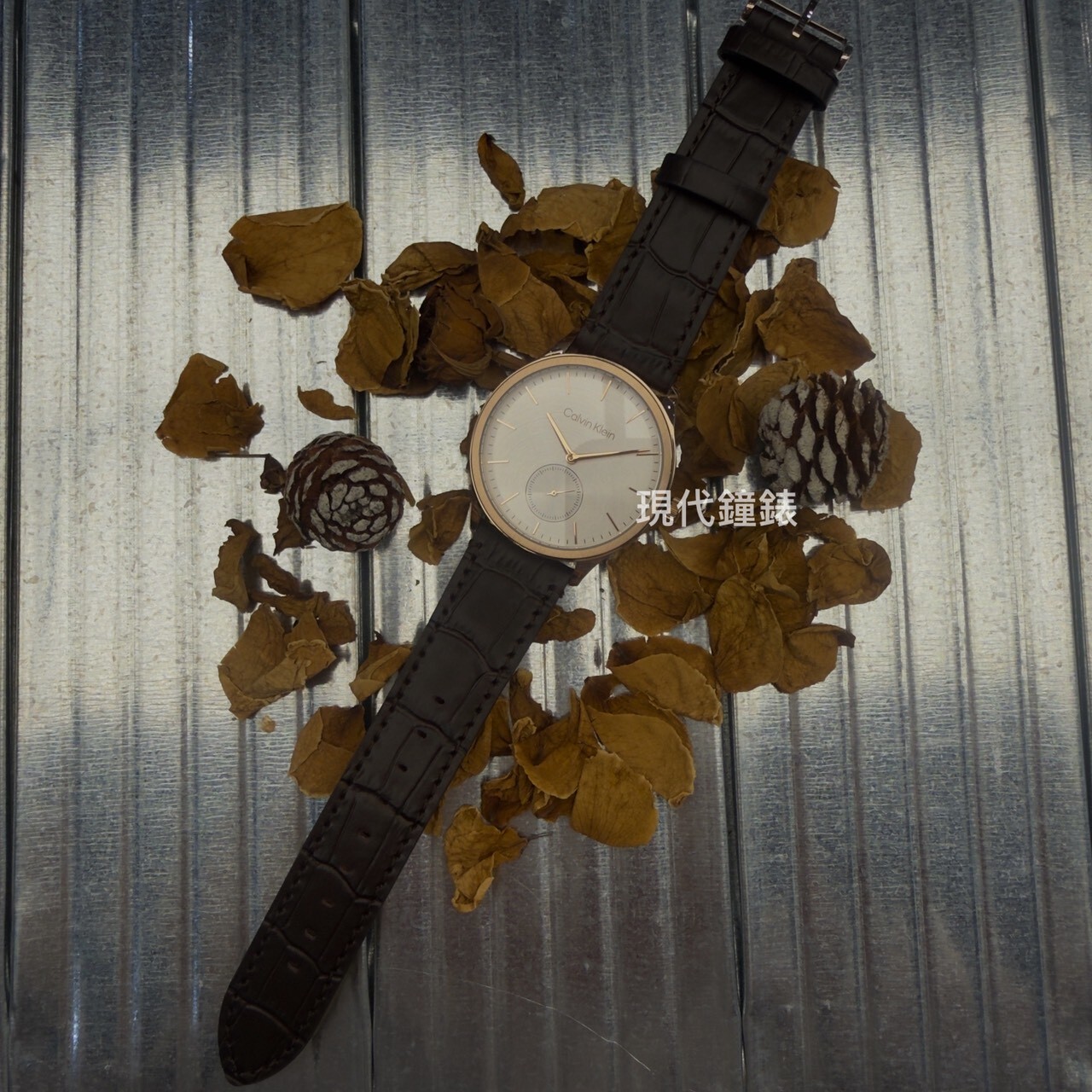 【CALVIN KLEIN】紳士風小秒針壓紋皮帶錶CK25200553 42mm 現代鐘錶