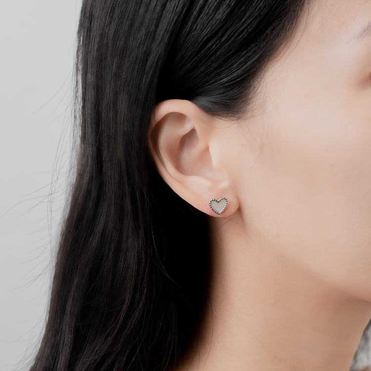 miramira心語｜柔光愛心耳環D5425-銀82871