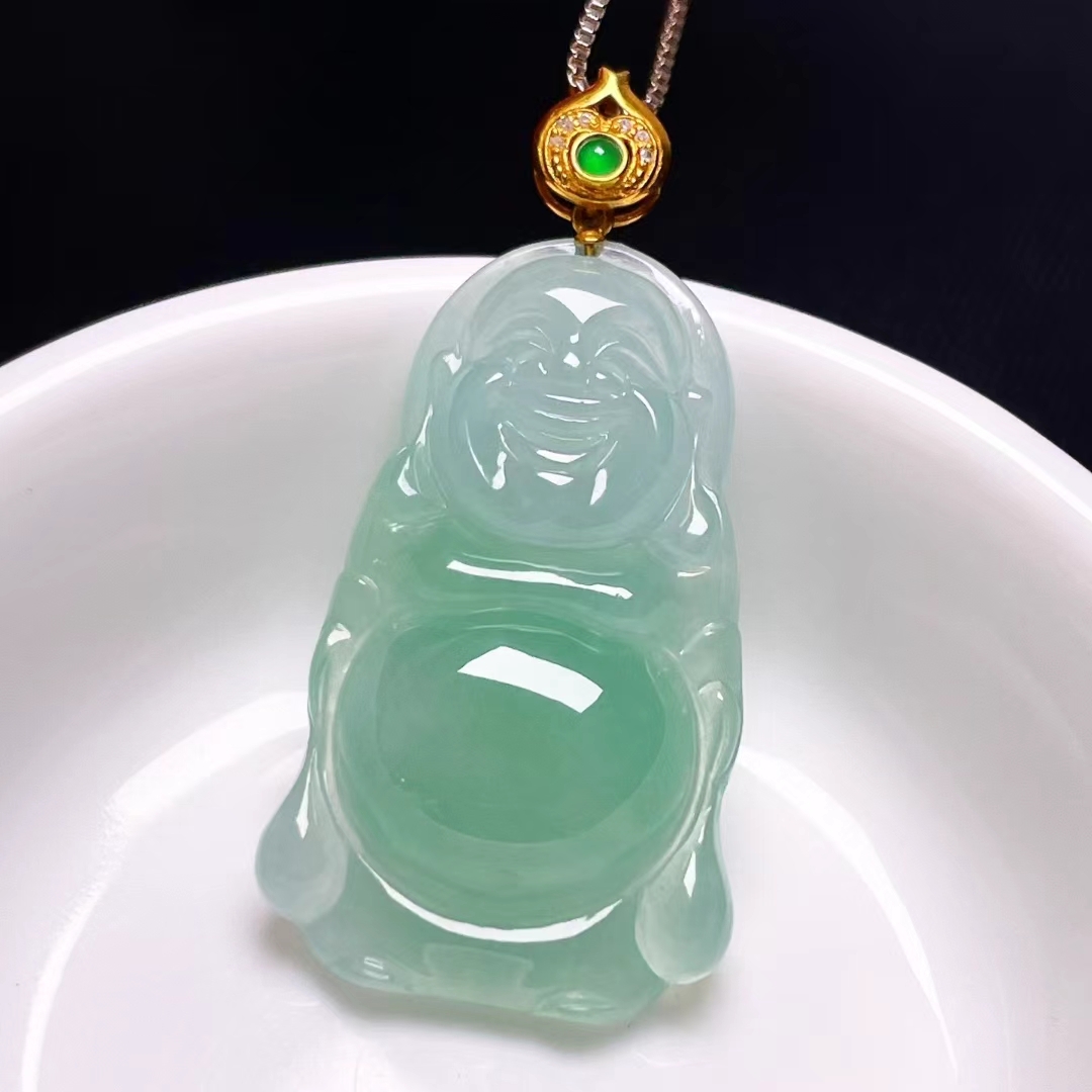 1229420 翡翠站佛吊墜