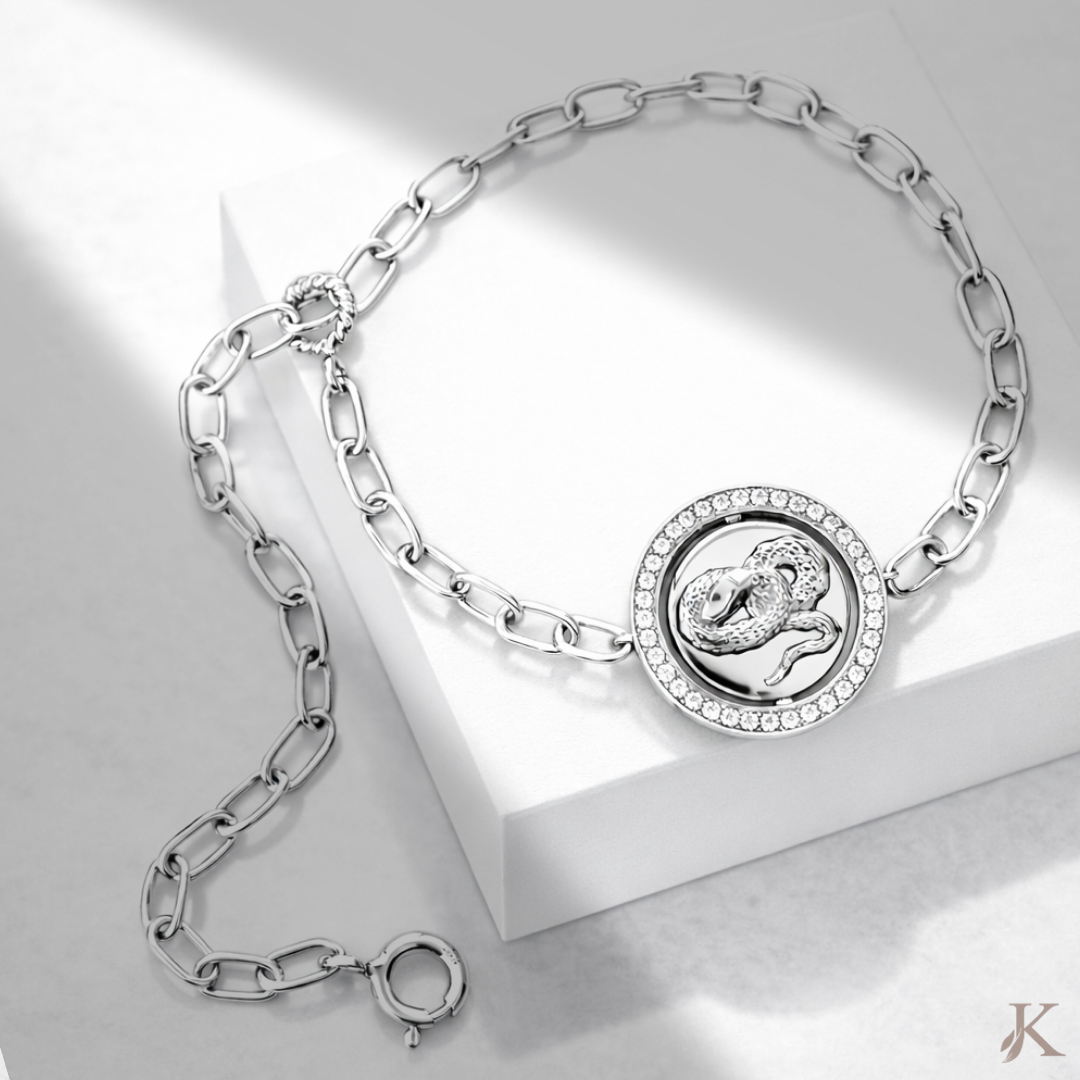 六合手鍊,為你帶來一位隨身攜帶的貴人。