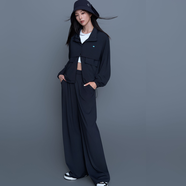 PLEATED WIDE-LEG TROUSERS