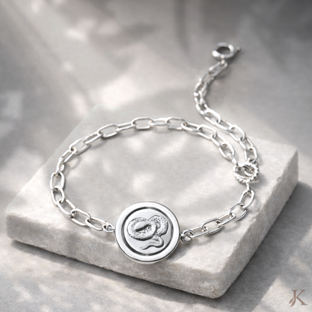 六合手鍊,為你帶來一位隨身攜帶的貴人。