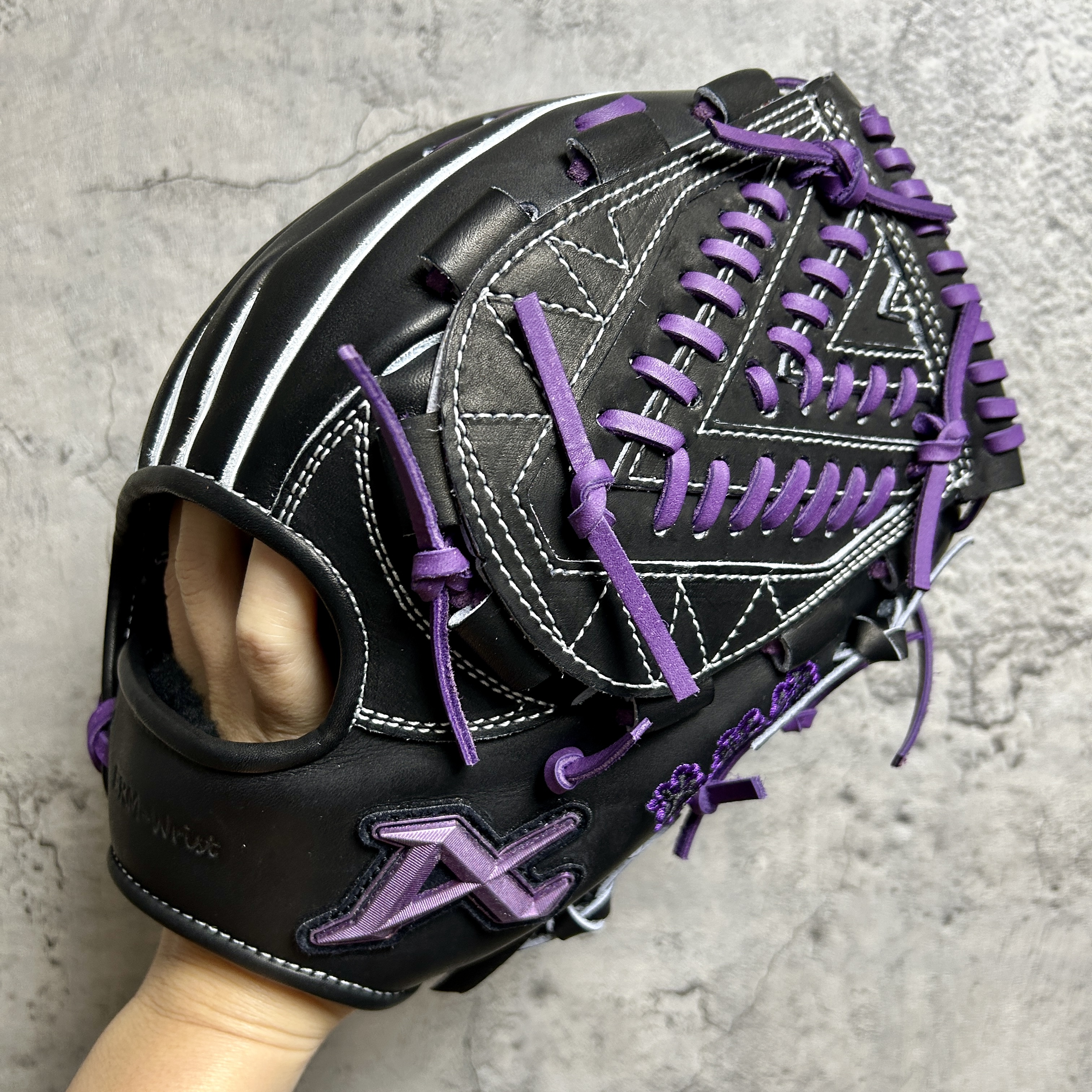 【照片分享】ATOMS 硬式内野 AGL-NE105