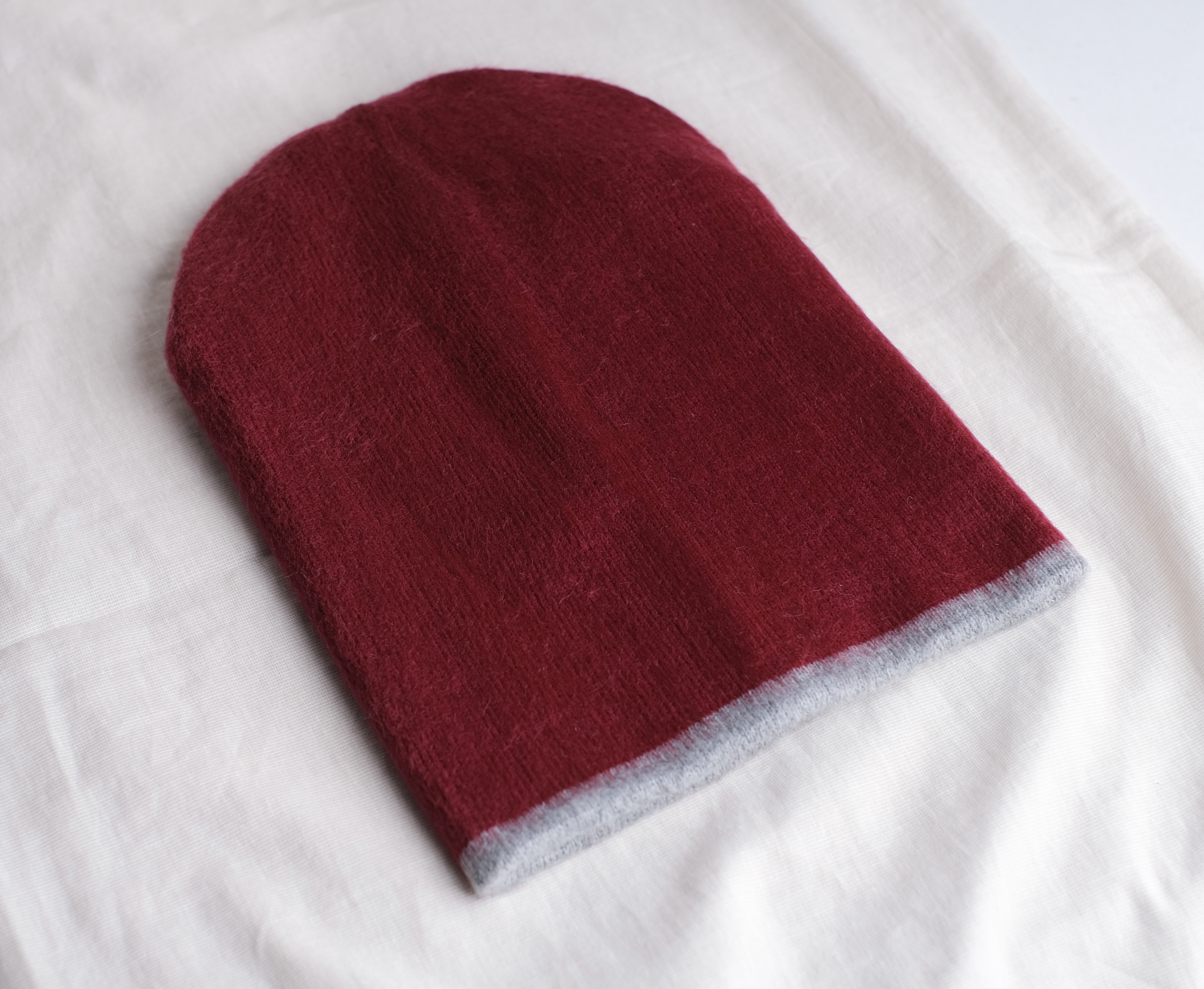 羊駝針織帽｜紅／淺灰｜厄瓜多