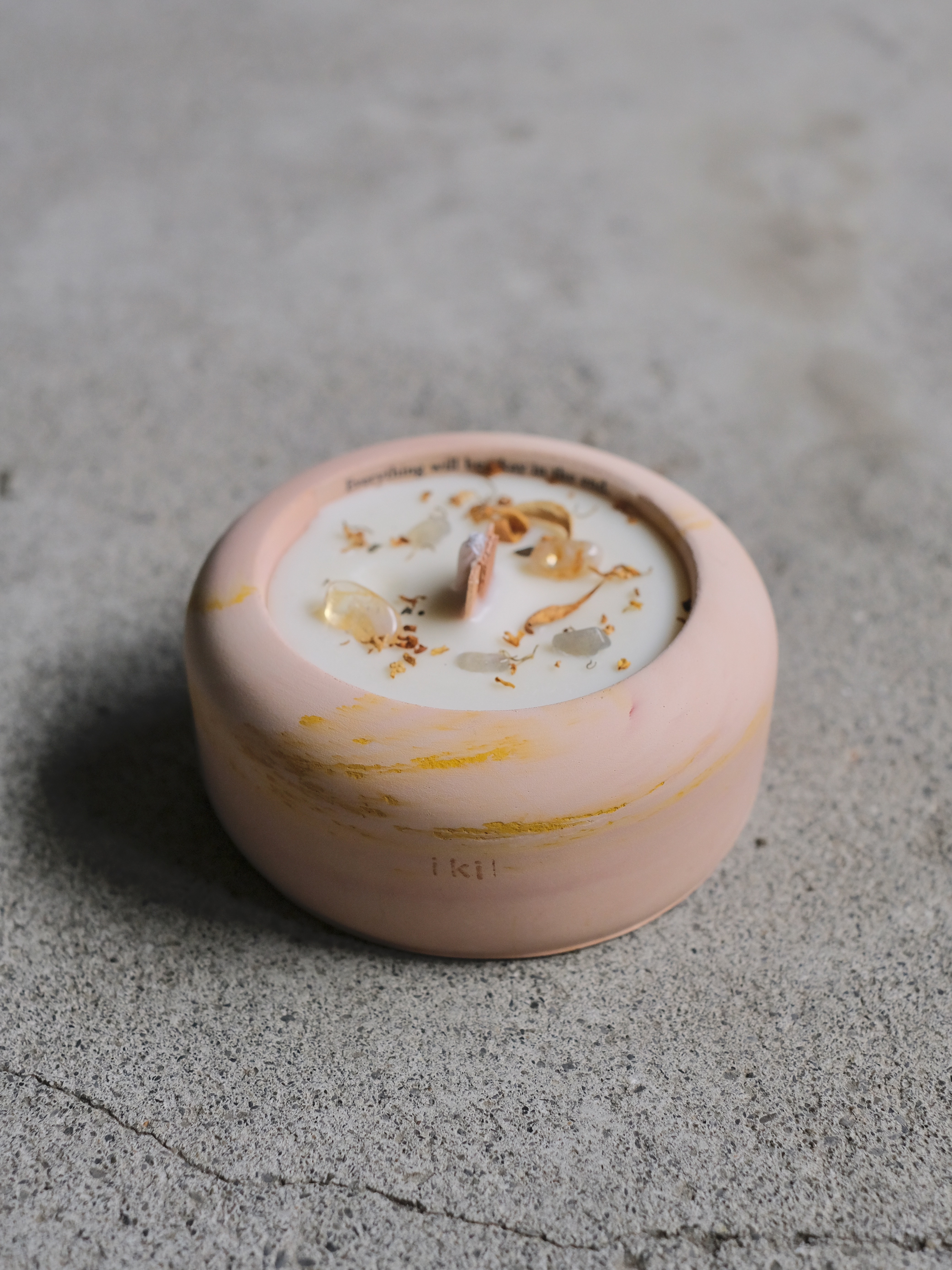 iki scent 能量蠟燭 臍輪