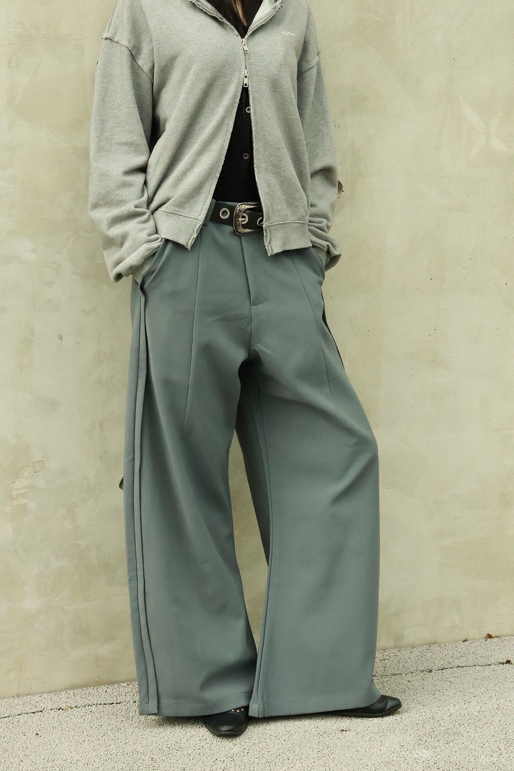 TASTEFUL MADE 斜紋雙層面料 打褶 3D 側面雙打褶 弧形 #西裝褲