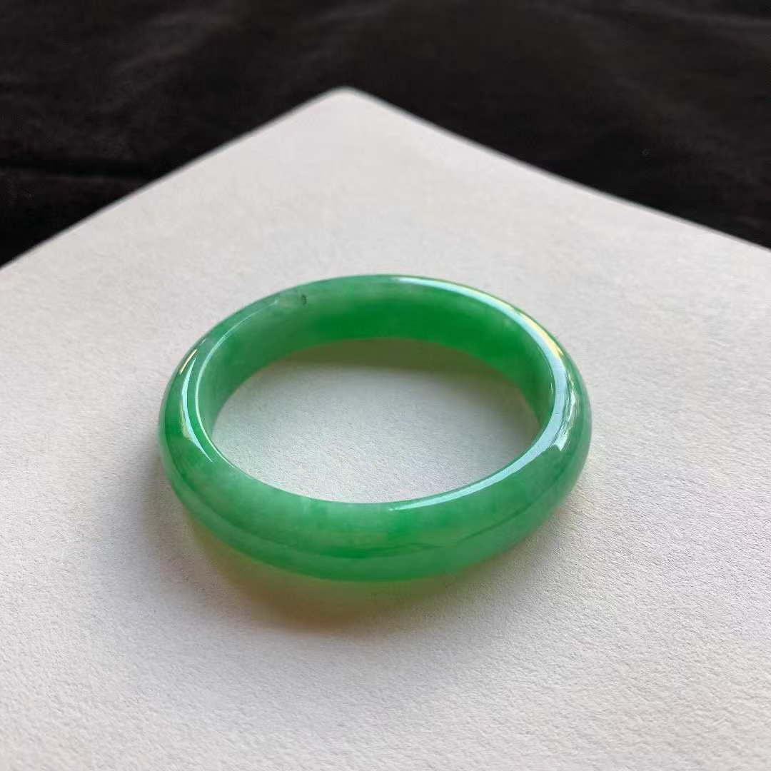 12292340 51.5mm翡翠陽綠貴妃手鐲 (50-52)