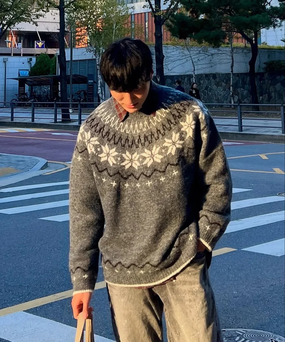 General Idea UNISEX Wool Snow Nordic Pullover