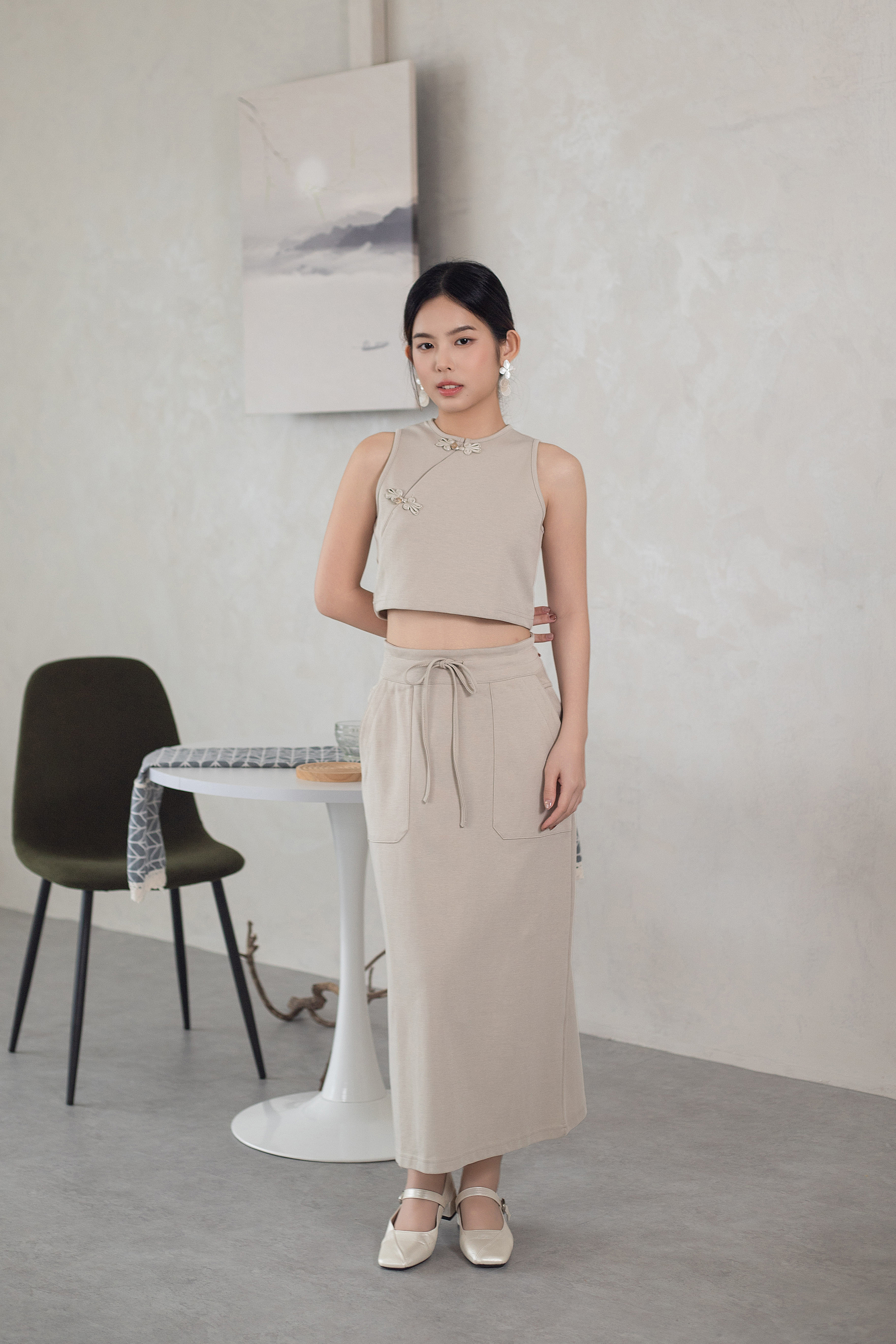 Yumo Column Skirt Sand-2615SKSAN