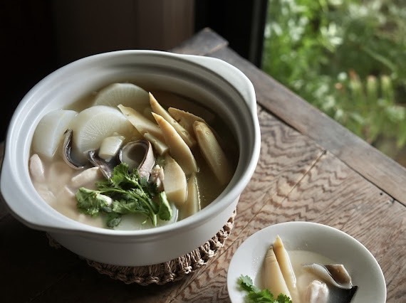 COQUOLOGY 吃的料理課 | 怡安的抱佛腳年菜班 — 鹽味佛跳牆、烏魚子生菜蝦鬆、磯煮鮑魚