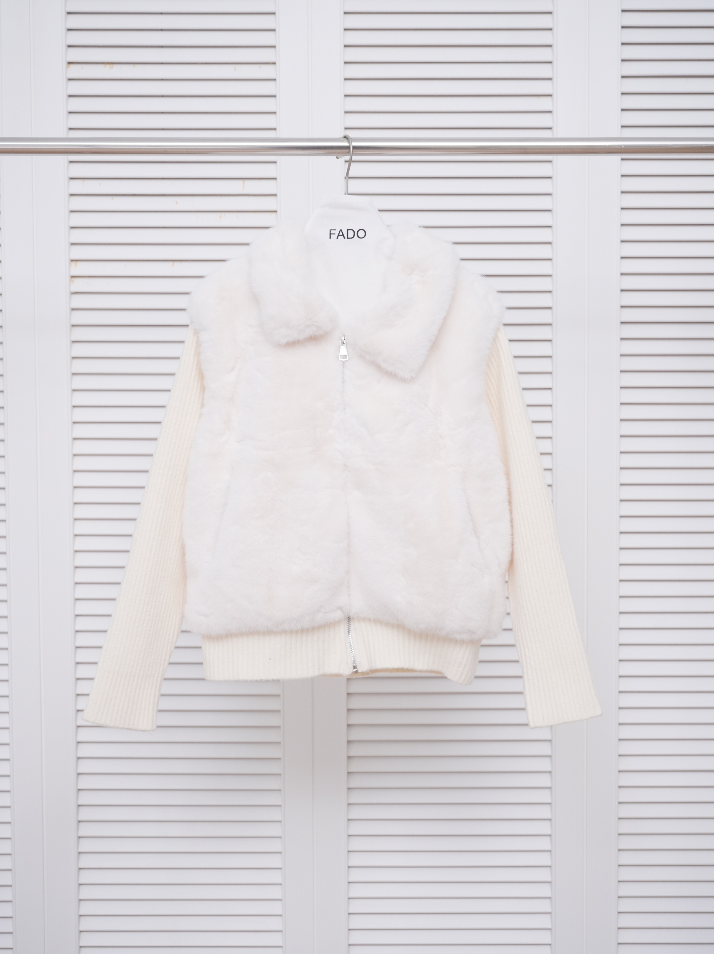 法朵Fado shop｜翻領拼接針織袖絨毛外套 8924027 白/杏