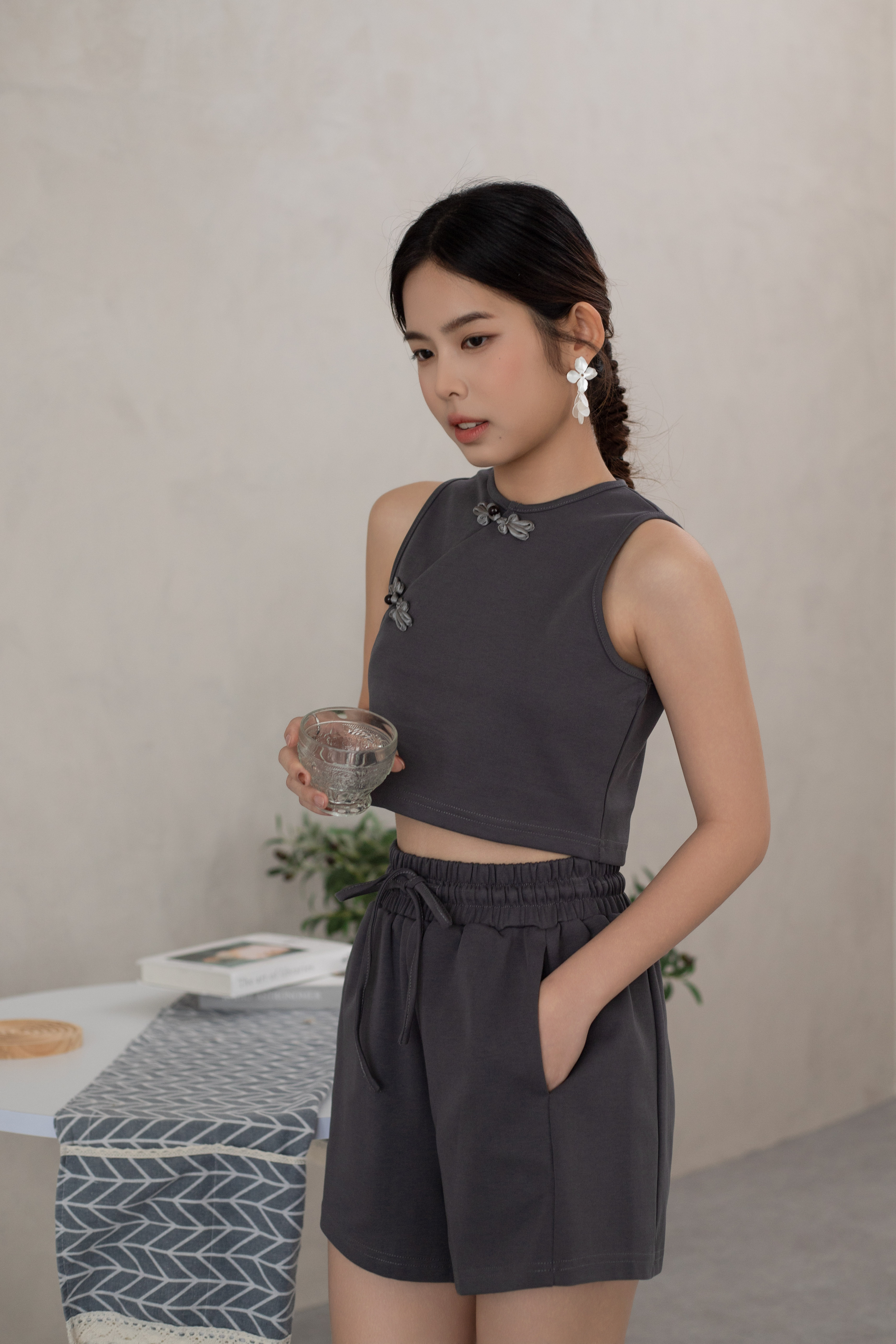 Yumo Relaxed Short Ash Grey -2614PSGRY