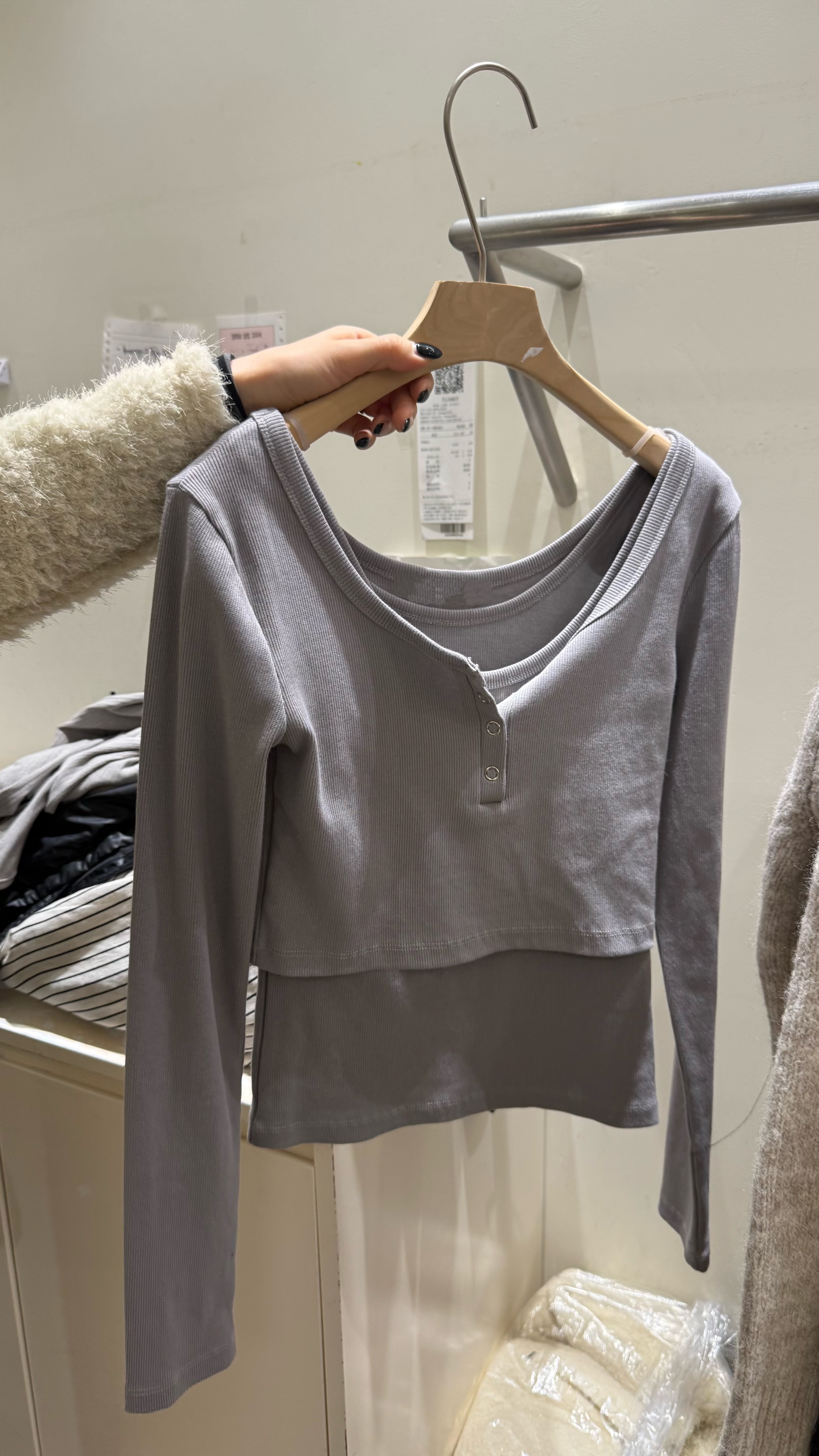 A05-開釦假兩件灰上衣