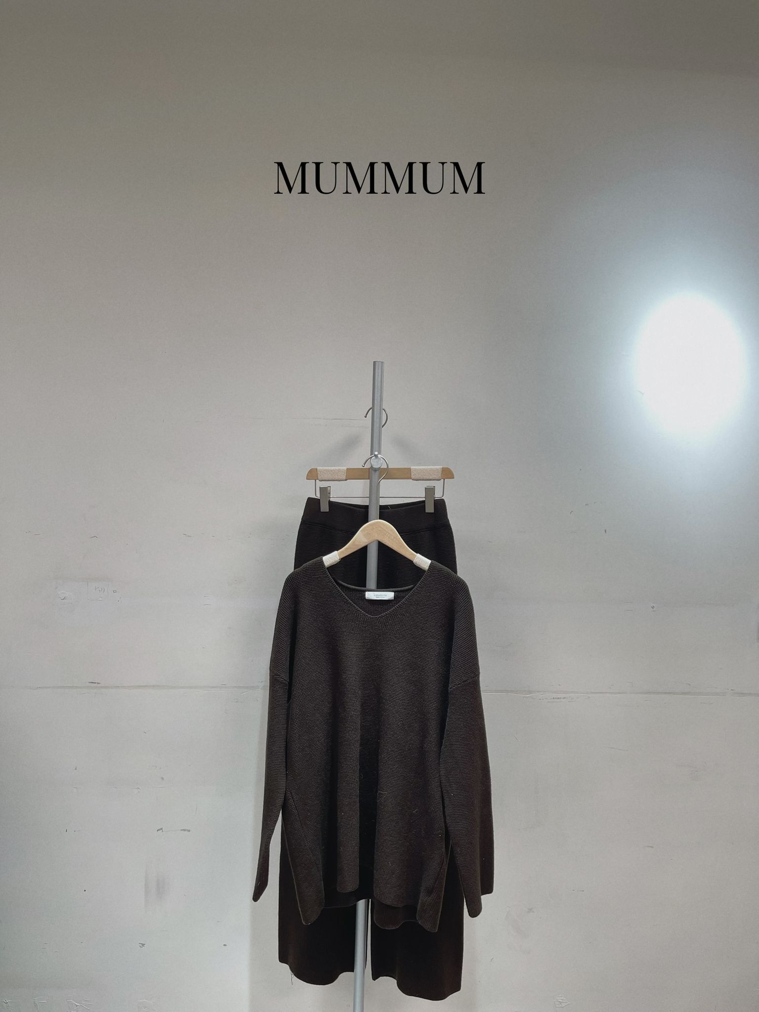 0213064a/V領居家休閒款一套裝 上身：46/46/28.5 ；下身：28-48/40/42.5