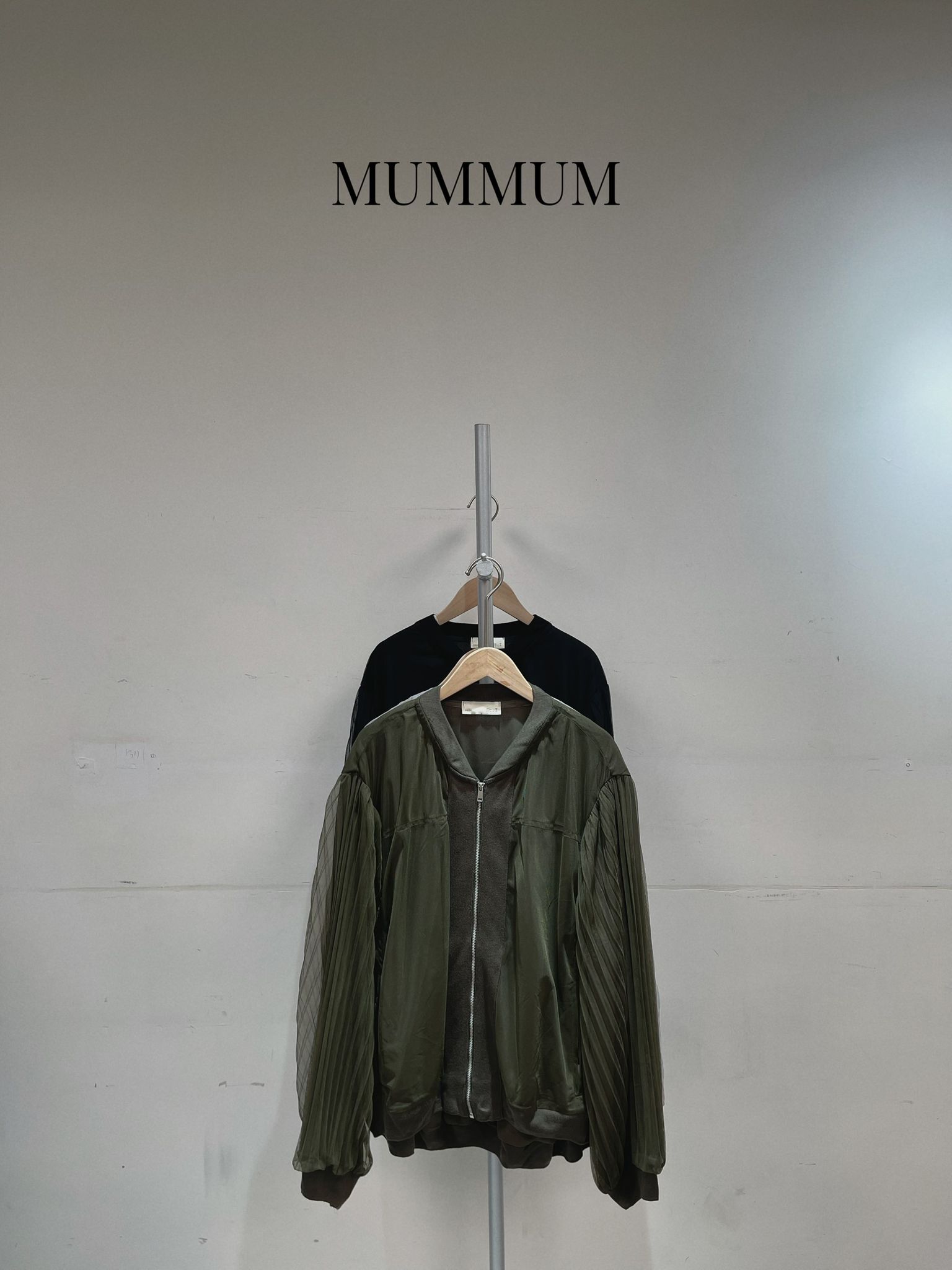 0213069a/外層紗網拉鏈小v領外套 50/46/22