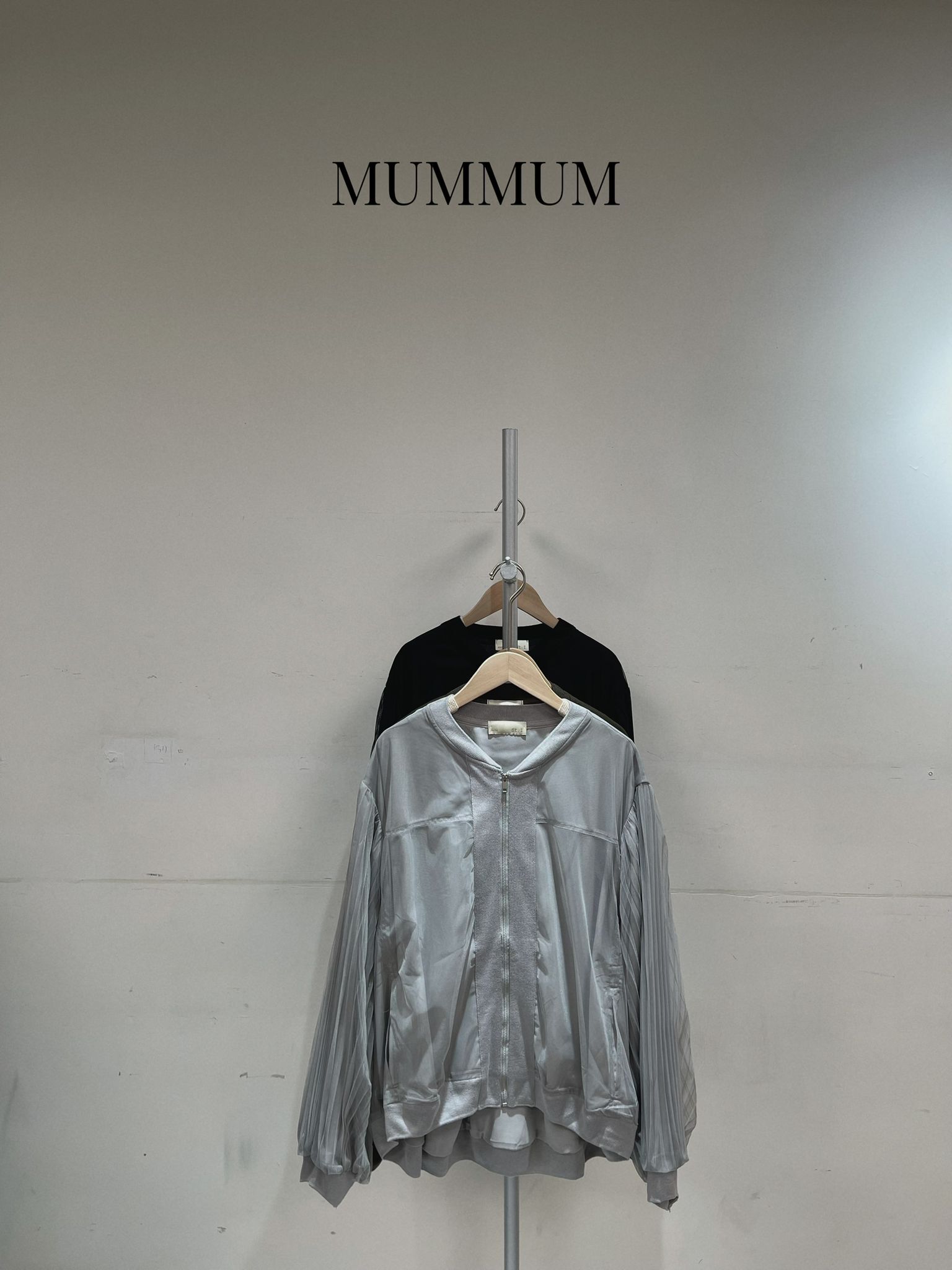 0213069a/外層紗網拉鏈小v領外套 50/46/22