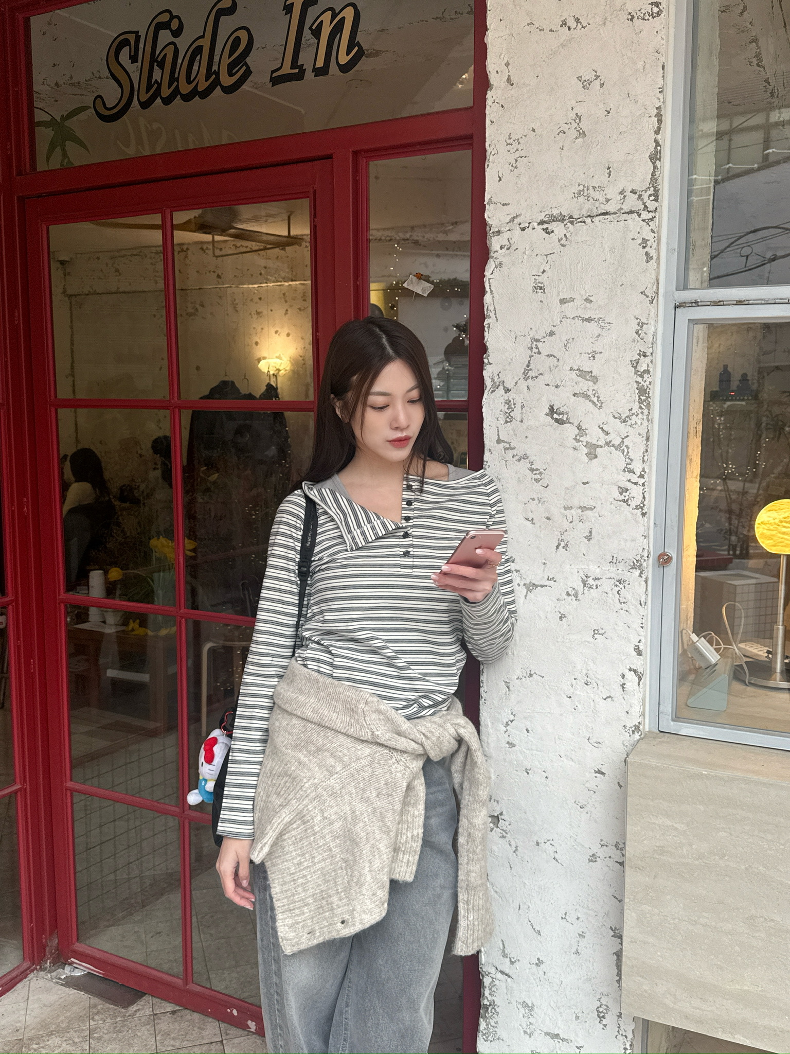 A04-挺版面料排扣船領條紋上衣(紅藍/白灰)