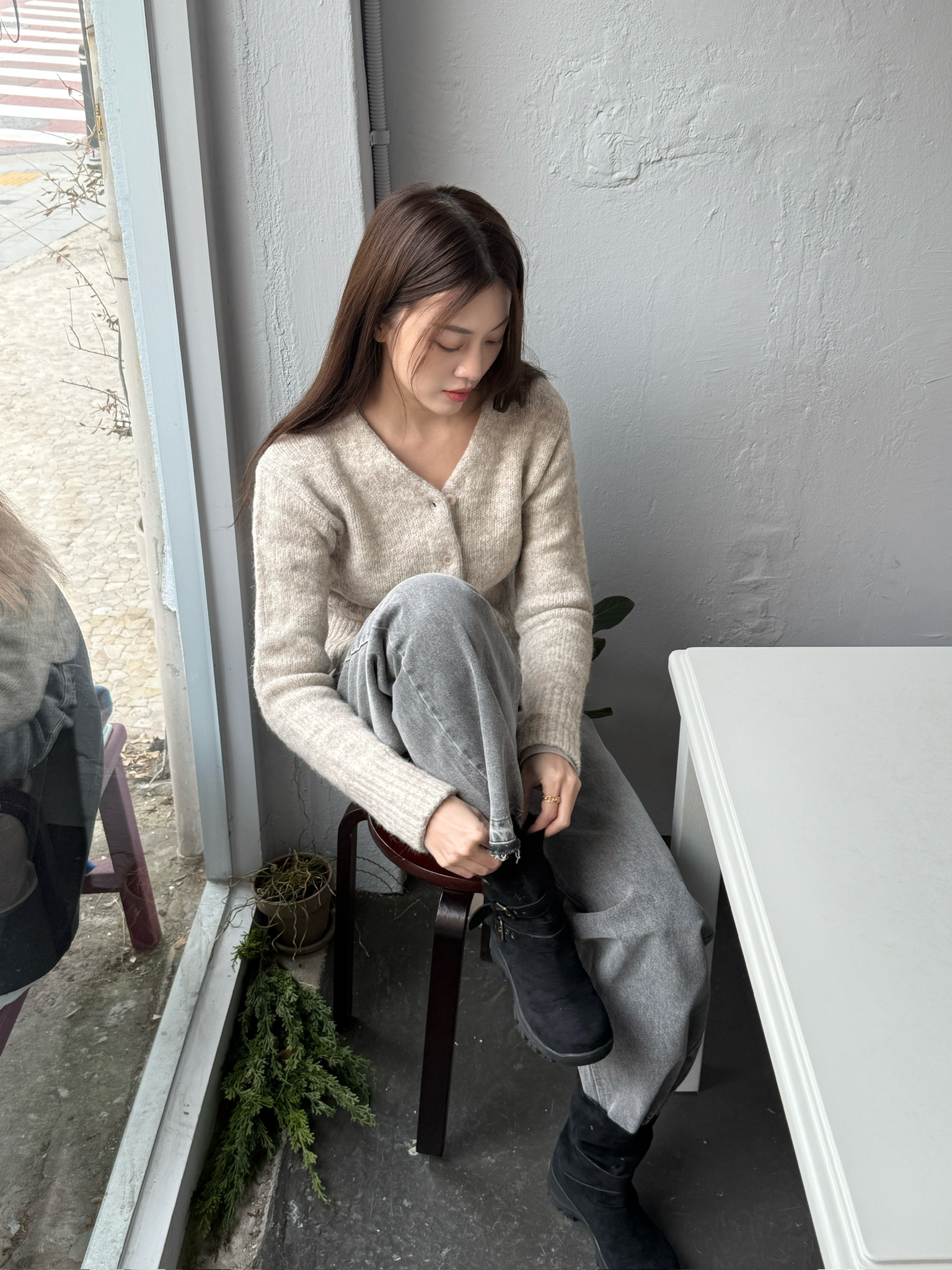 限量特賣款! A03-煙灰刷白直筒牛仔褲