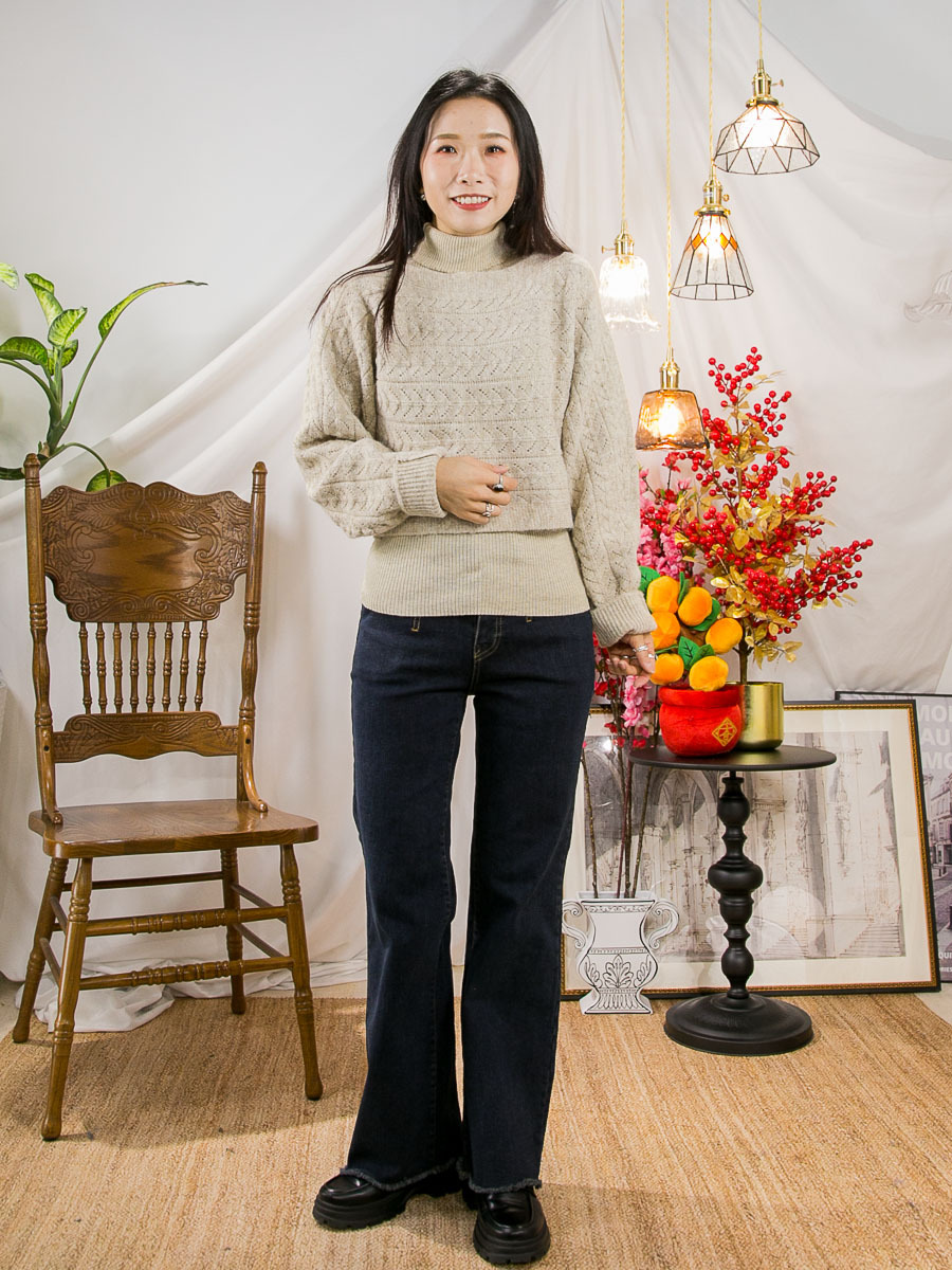 ⬇️開倉低至半價😱FINALSALE📣 樽領 坑紋薄冷料背心 ＋ 橫紋 毛毛冷料TOP (SET)【不設退換】