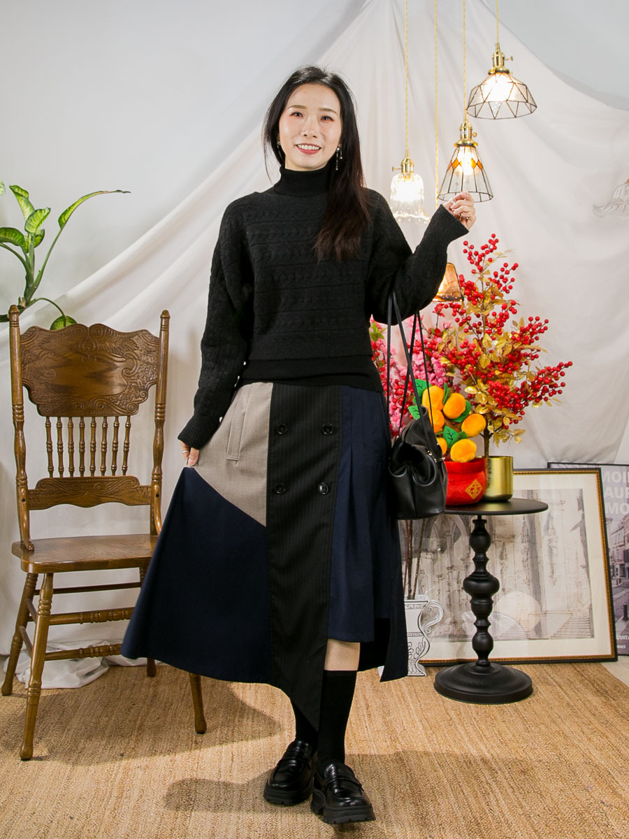 ⬇️開倉低至半價😱FINALSALE📣 樽領 坑紋薄冷料背心 ＋ 橫紋 毛毛冷料TOP (SET)【不設退換】