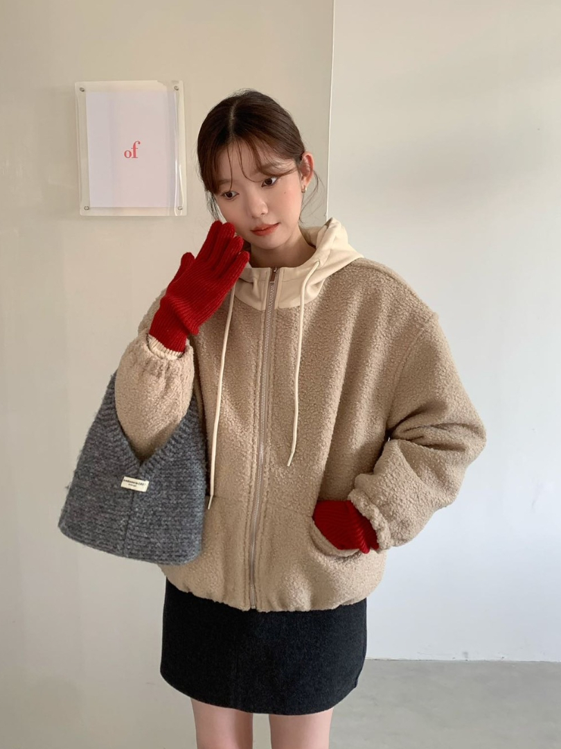 QQ毛連帽拼接外套｜軟Q不厚重・穿了會微笑的溫暖日常外套
