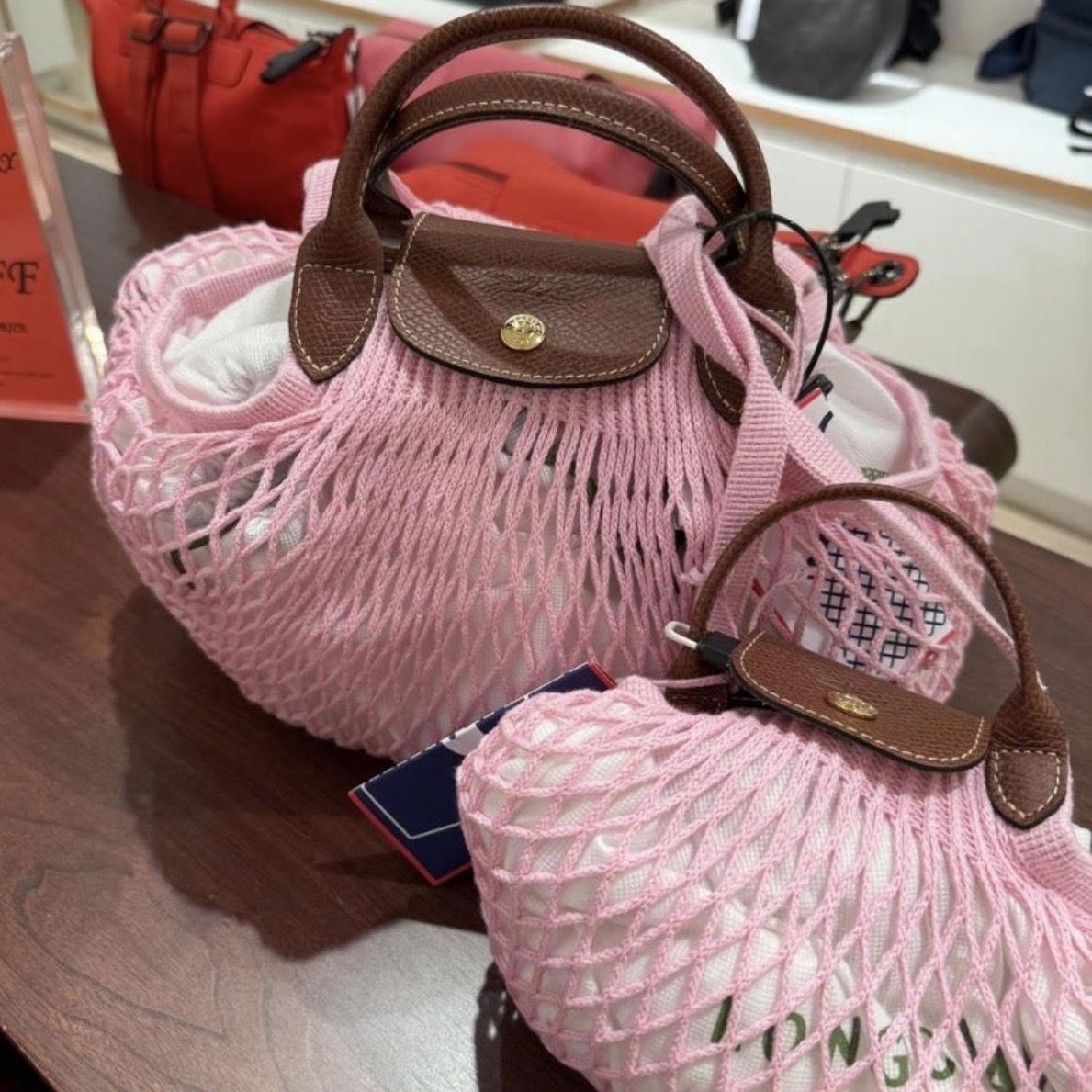 Longchamp mesh bag pink