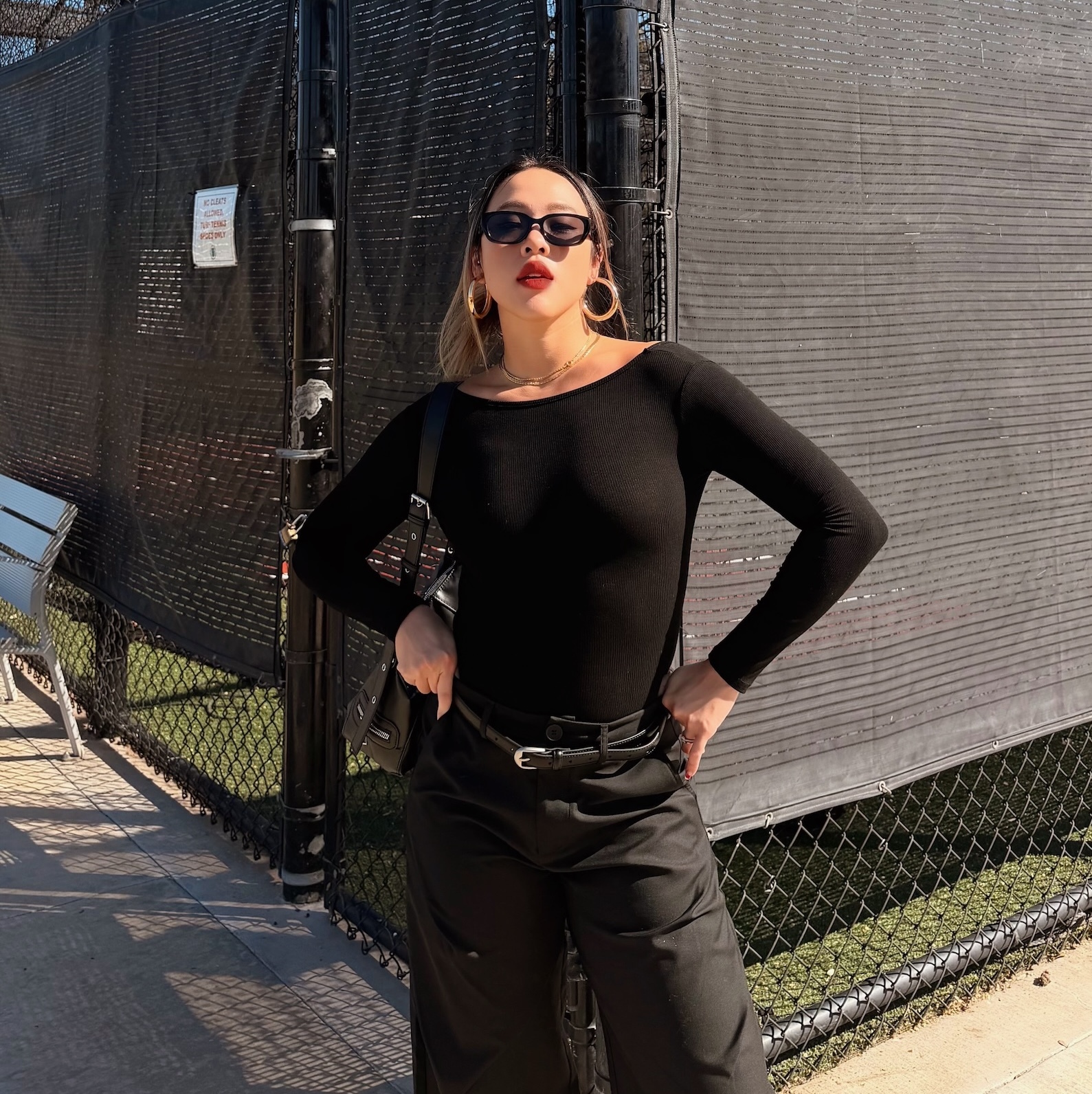 簡約螺紋Ｕ背Bodysuit🖤