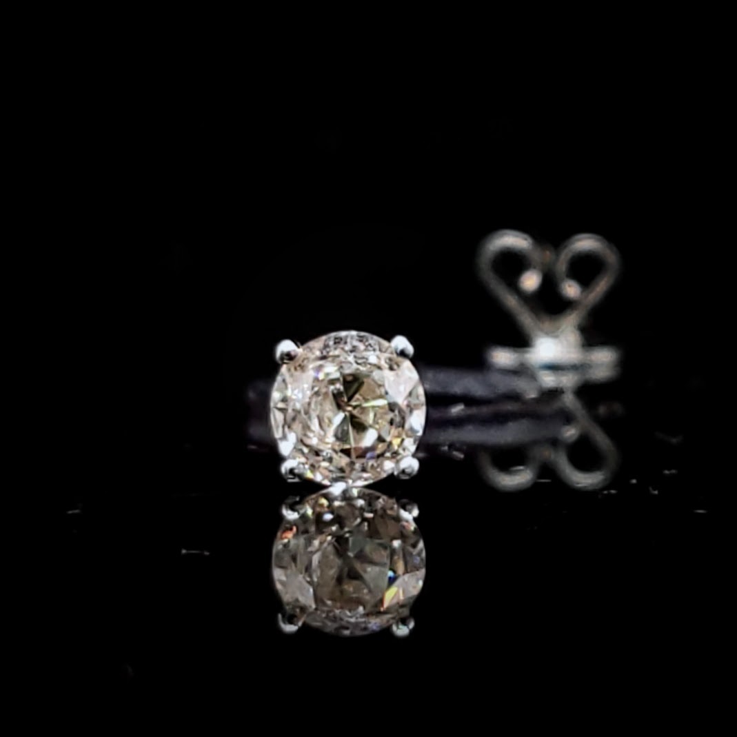 全新18K白金【主石40份淺咖啡天然鑽石】單耳環