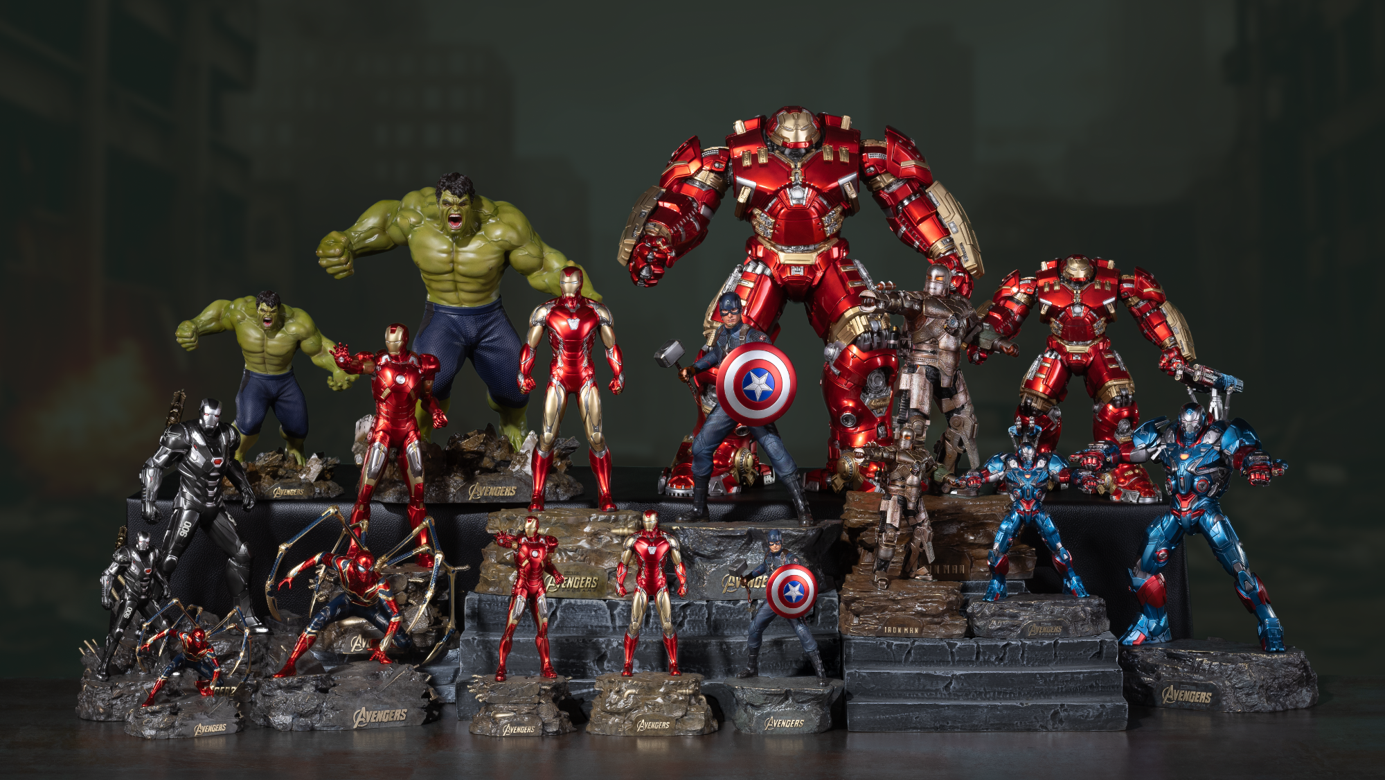 漫威英雄，美國隊長，鋼鐵人，蜘蛛人，戰爭機器，反浩克裝甲1.0