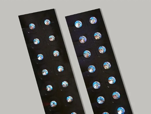 3mm (小) wbL 白金閃鑽耳穴貼 MYSTIC GLOW (一盒20入)