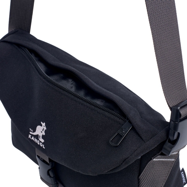 KANGOL 側背包 黑色 多夾層 翻蓋 郵差包 6455170520