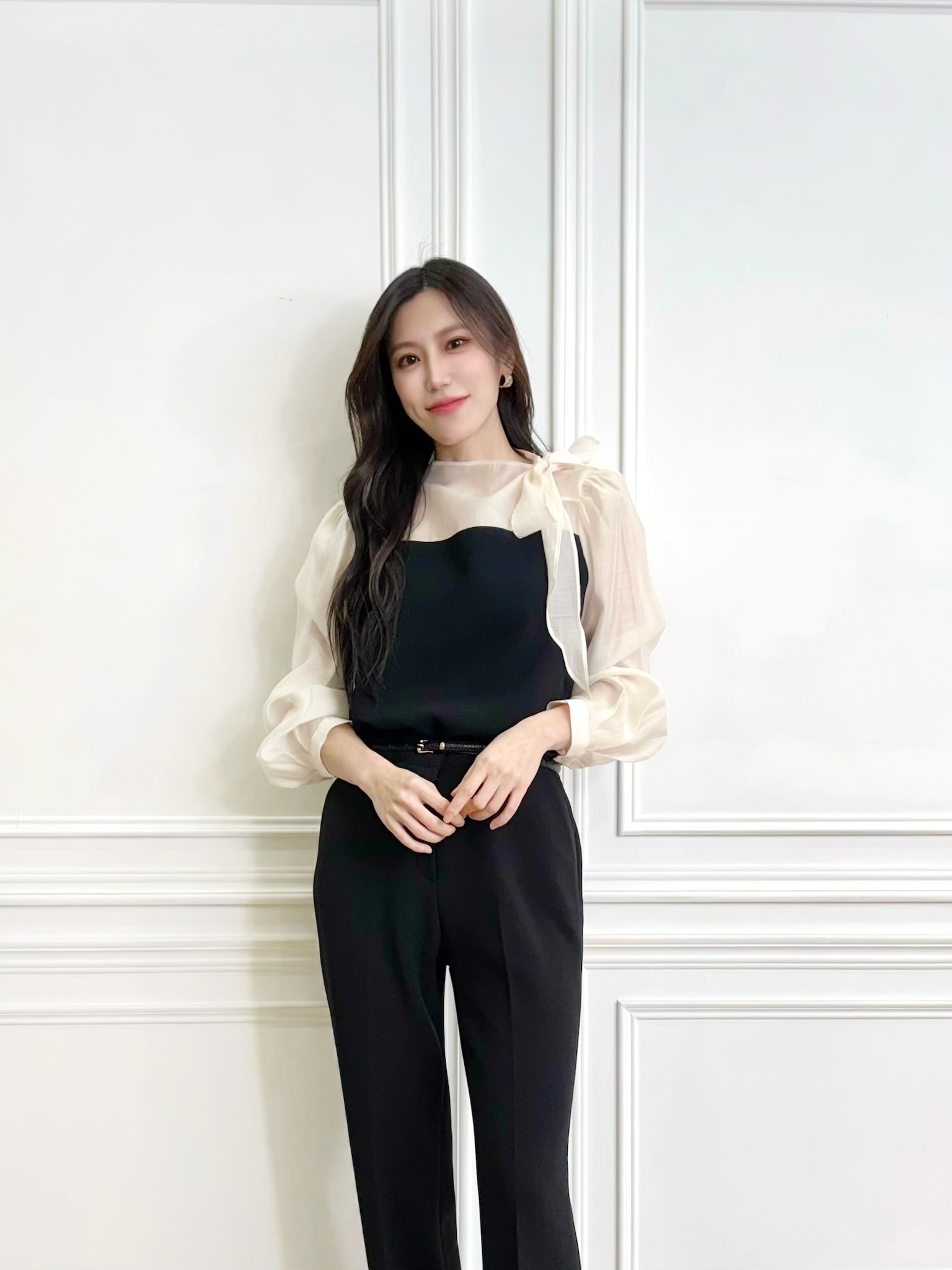 透紗側綁帶拼色織紋上衣