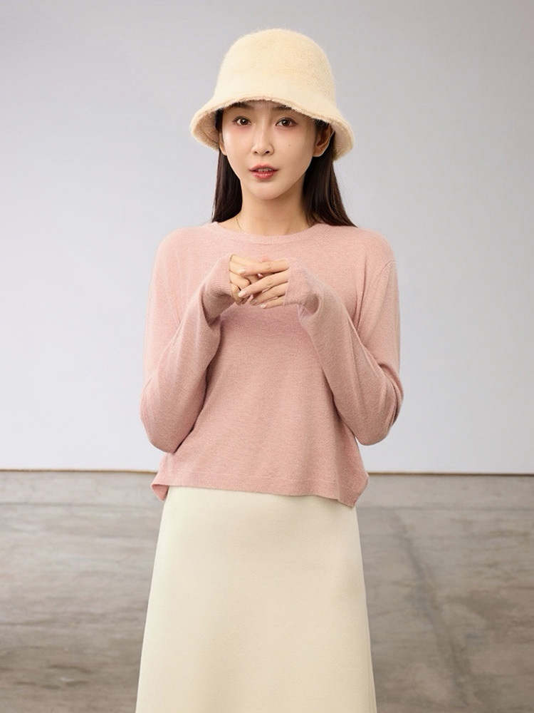 純色微短針織上衣