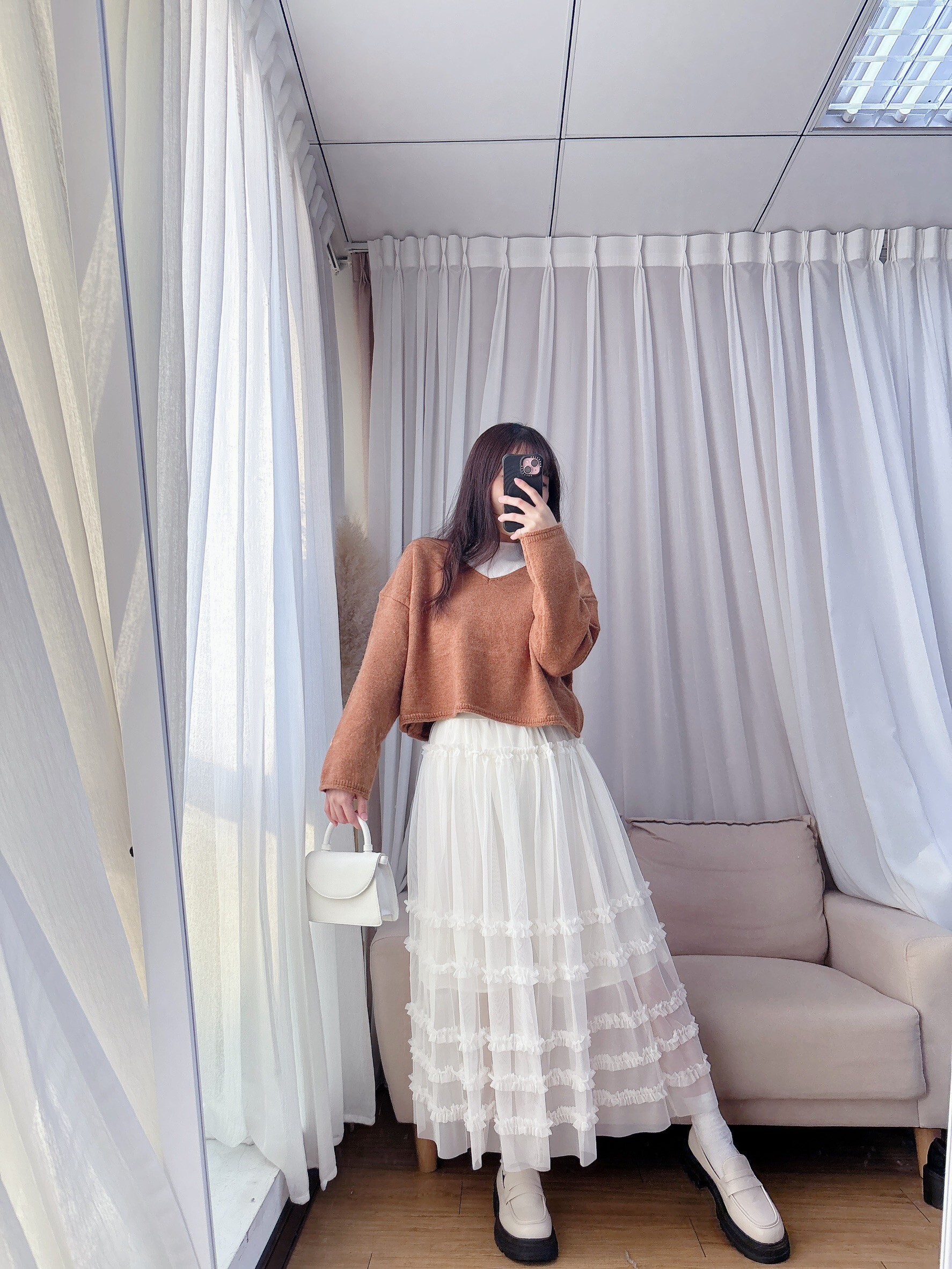 V領短版針織上衣