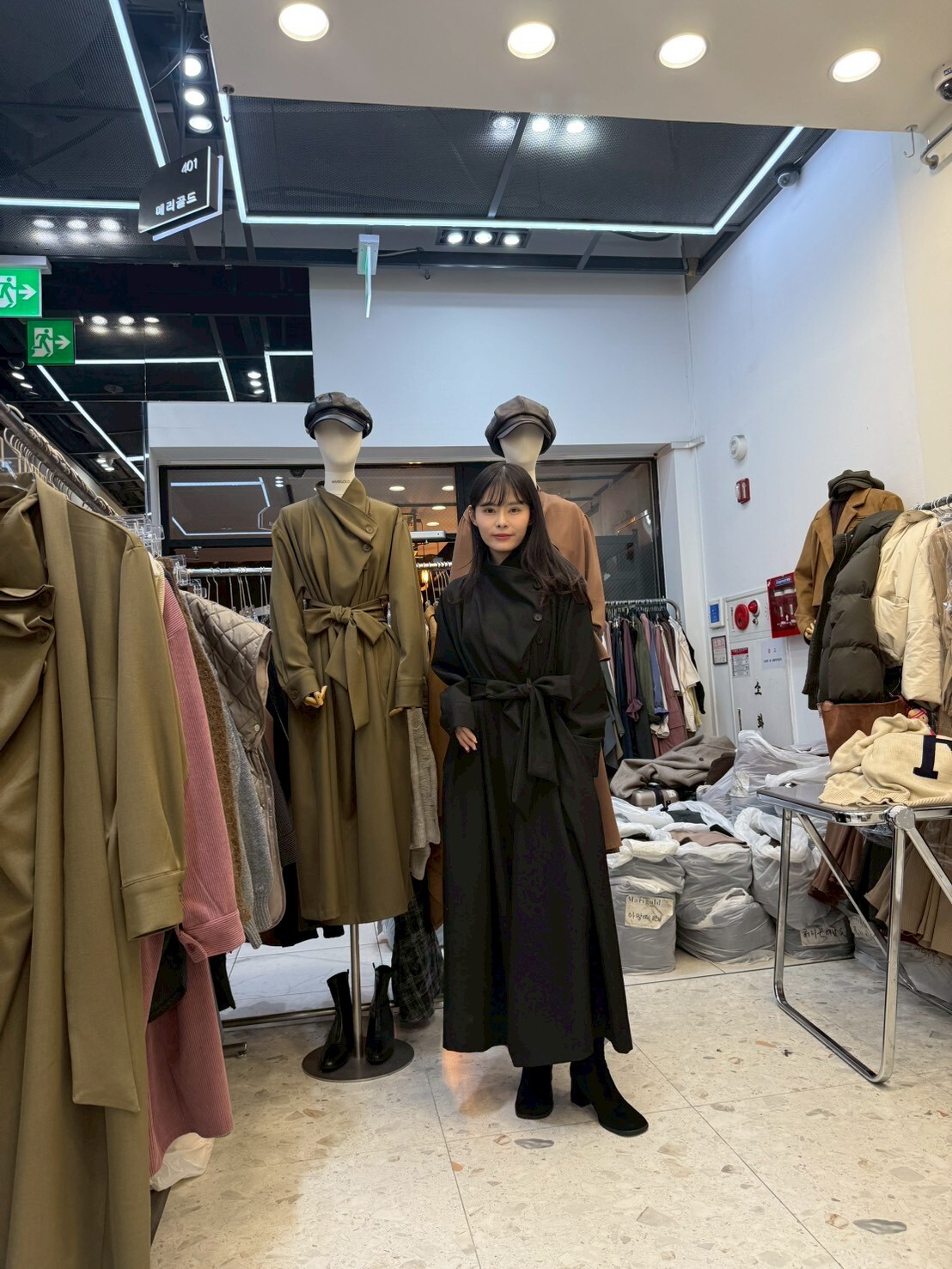 MG5412 垂墜鈕扣領連身裙